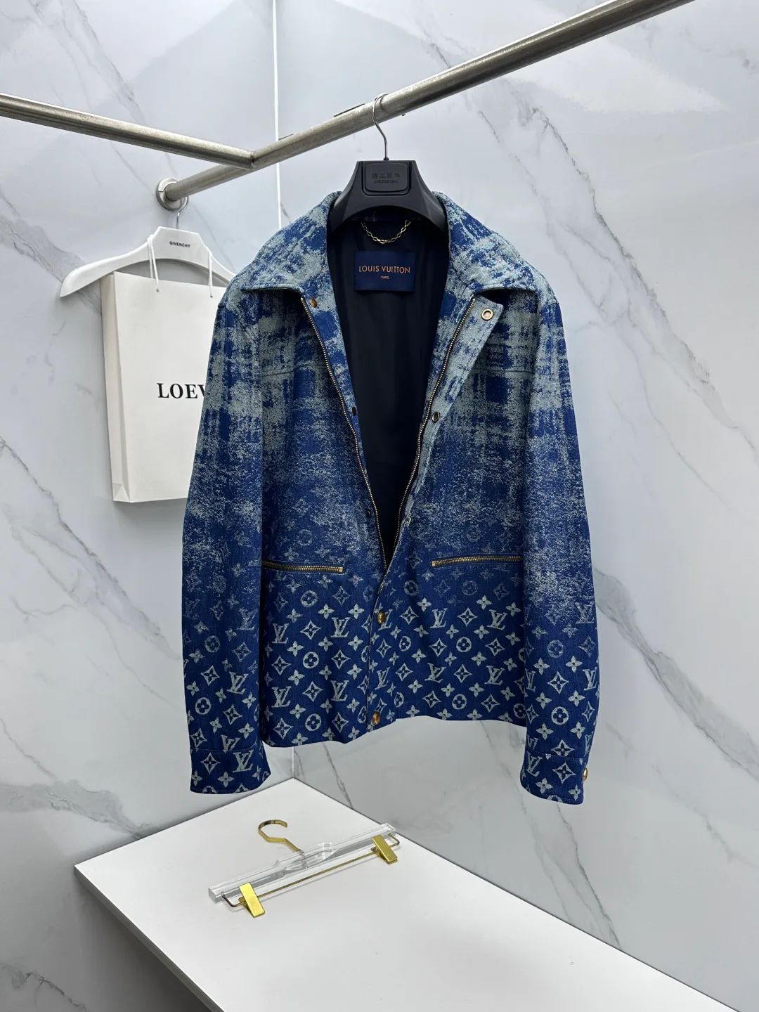 Куртки И Пуховики Мужские Louis Vuitton 18246858