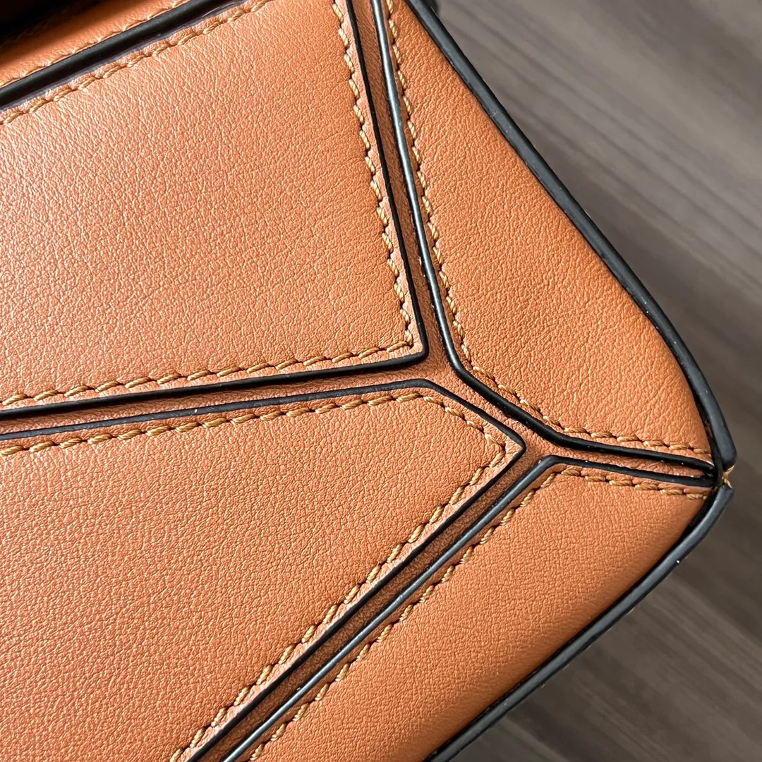 Классические Сумки Женские Loewe 11513554