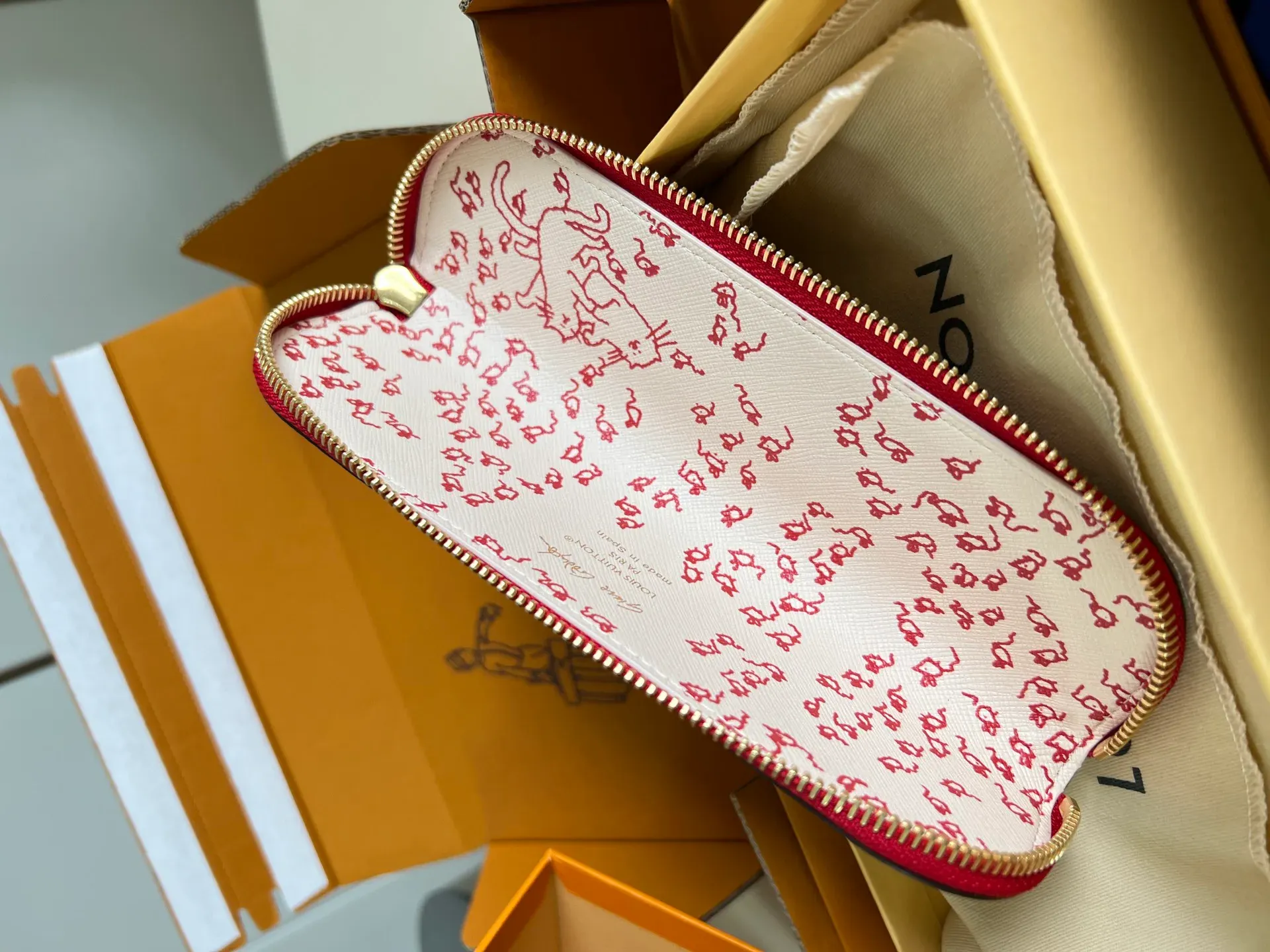 Клатчи Женские Louis Vuitton 1327938