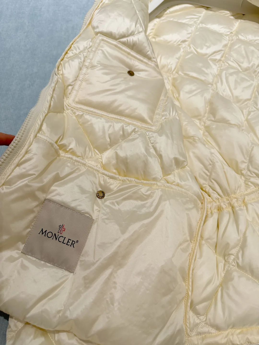 Куртки И Пуховики Женские Moncler 18474198