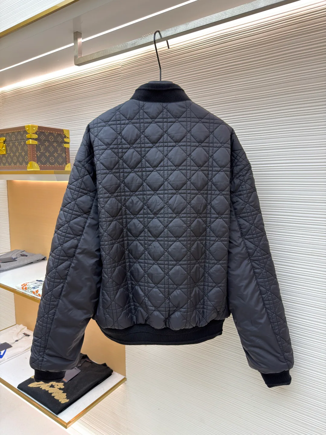 Куртки И Пуховики Мужские Christian Dior 1270780