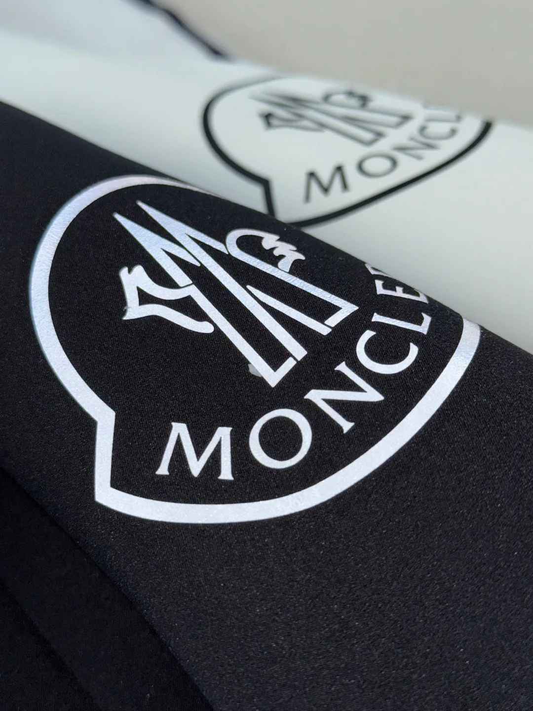 Куртки И Пуховики Женские Moncler 18728791