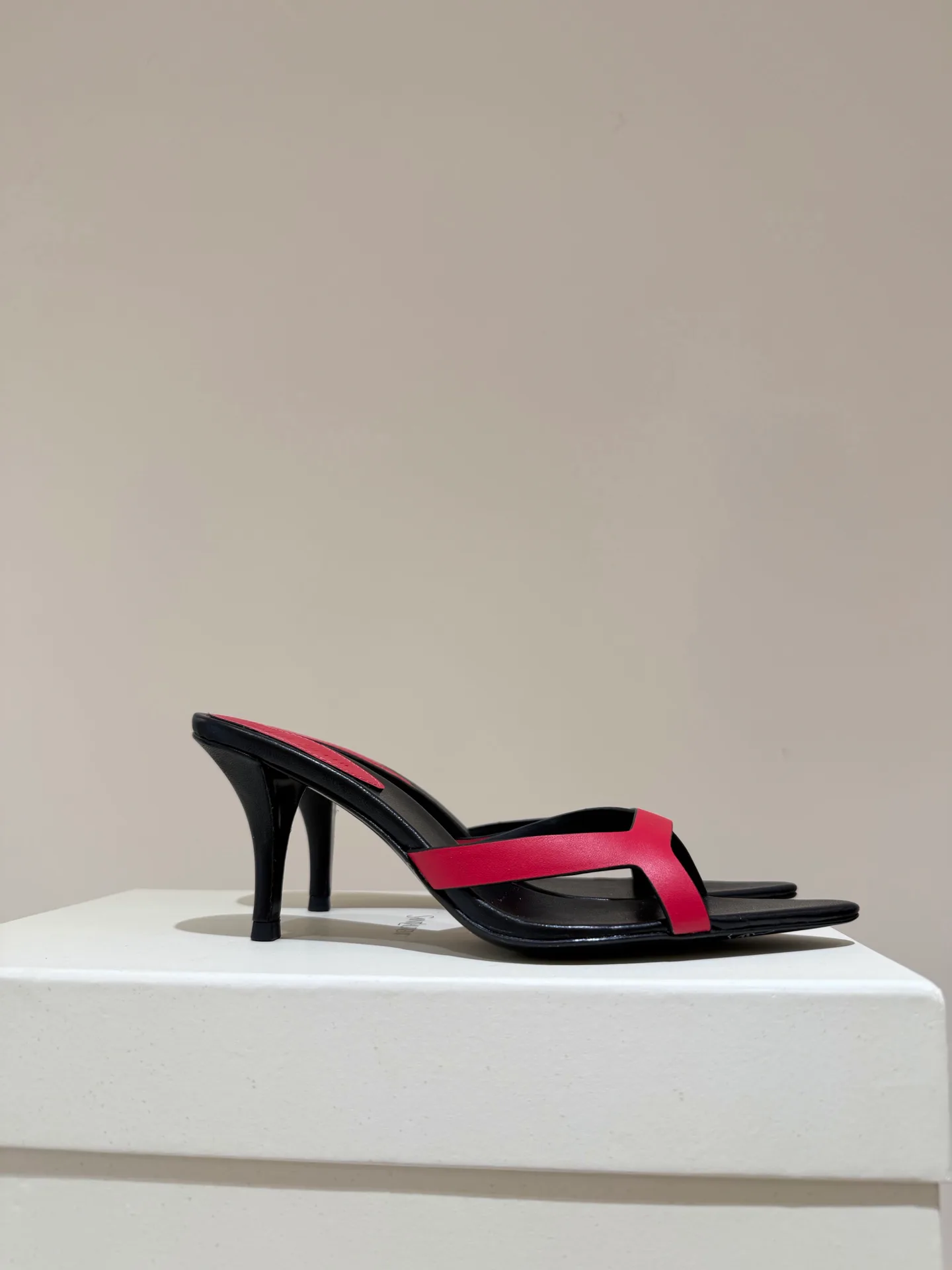Босоножки Женские Saint Laurent 11550626