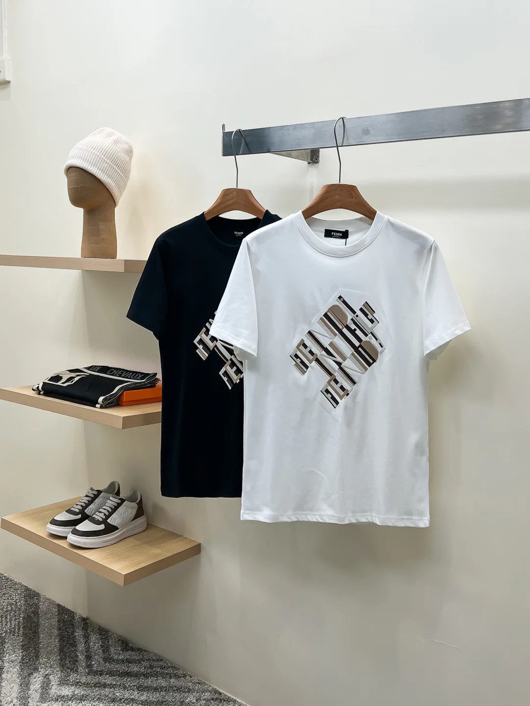 Футболки Женские Fendi 11415717