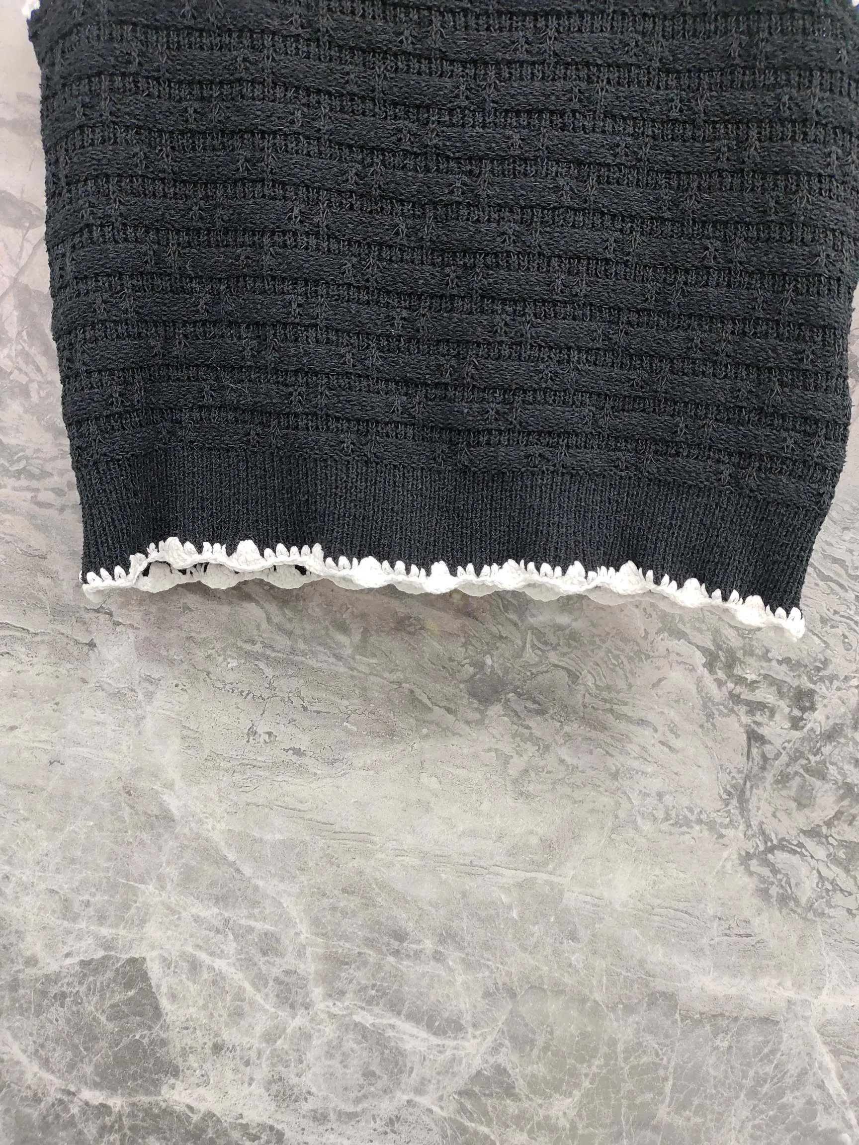 Жилеты Женские Chanel 10035989