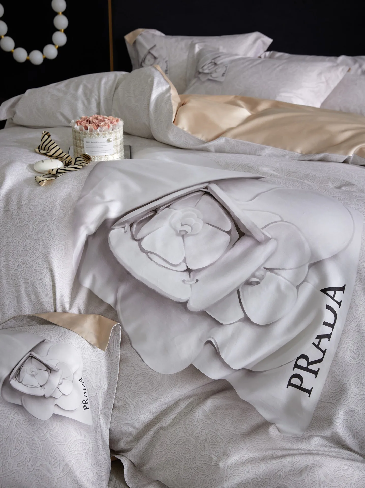 Постельное Белье Prada 18292308