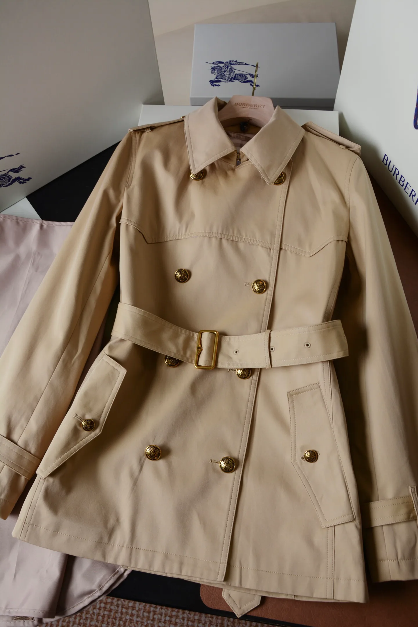 Тренчи Женские Burberry 17906695