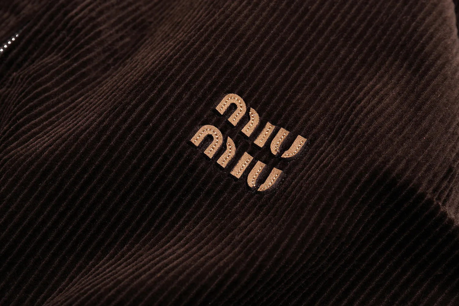 Куртки И Пуховики Женские Miu Miu 17216858