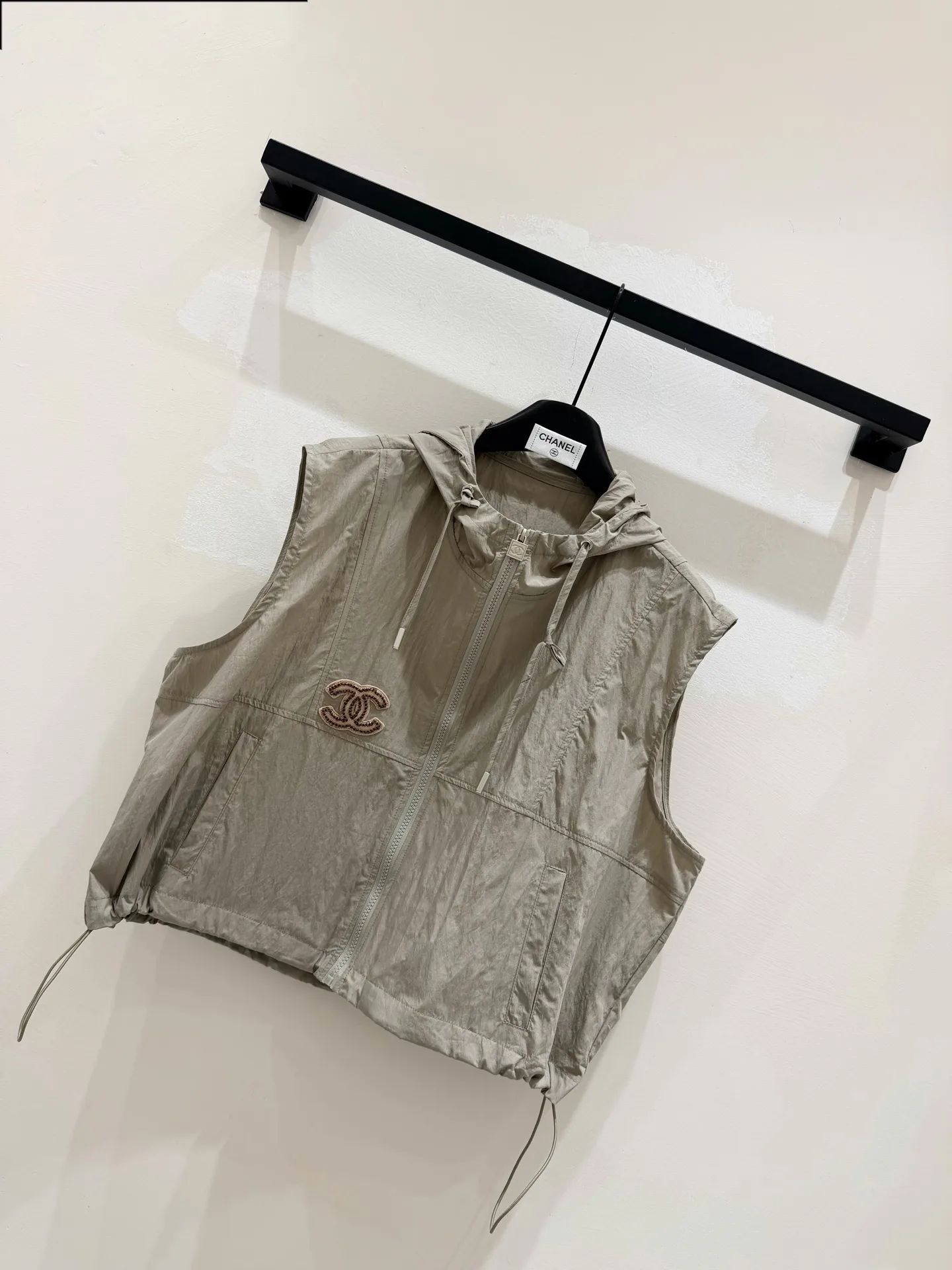 Жилеты Женские Chanel 11698763