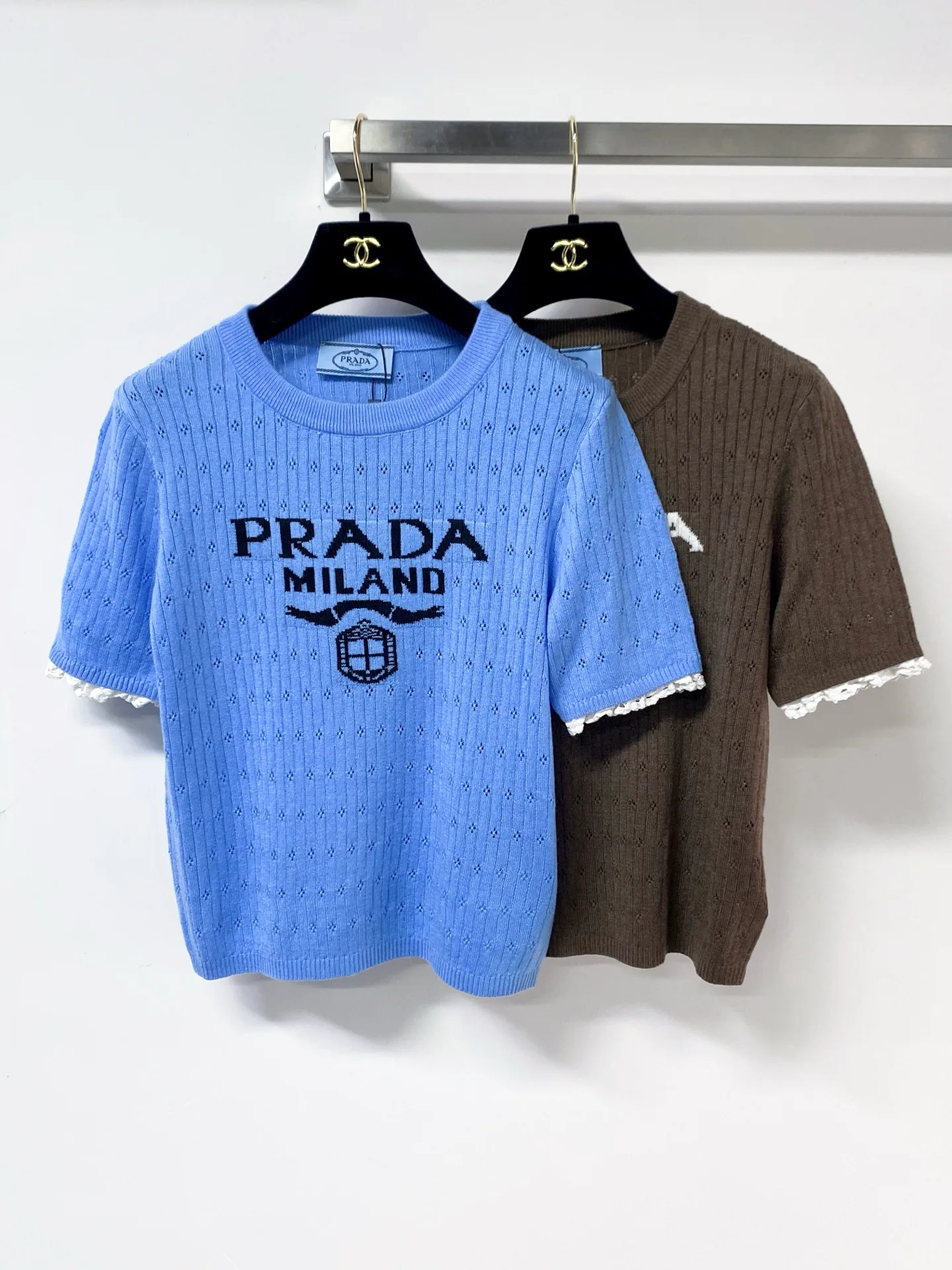 Футболки Женские Prada 13162497