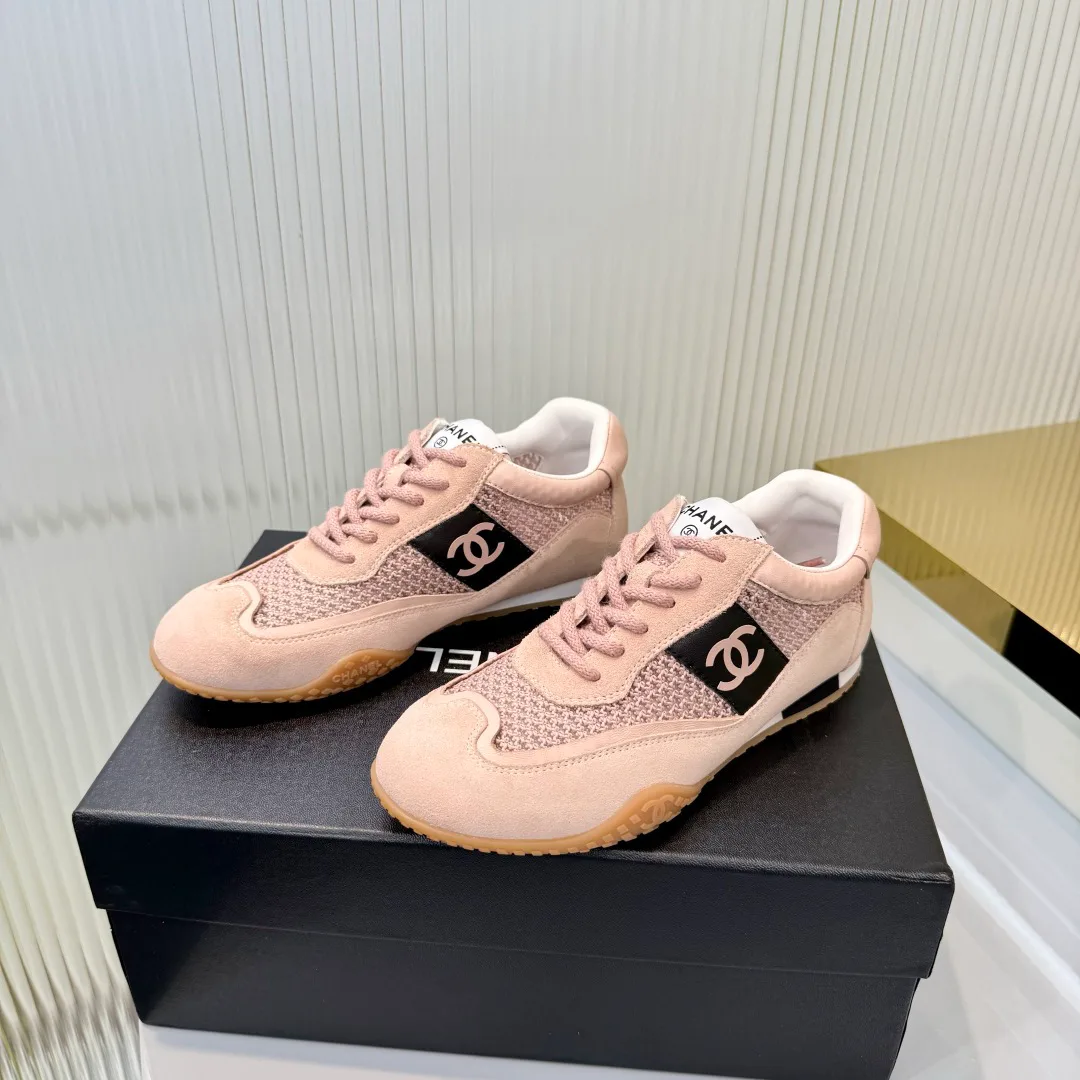 Кроссовки Женские Chanel 18366993