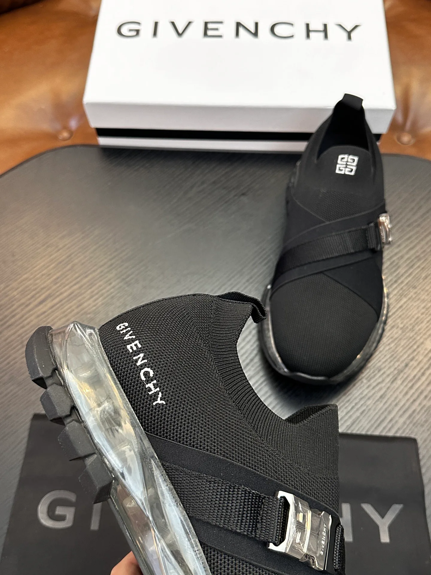 Кеды Женские Givenchy 11710511