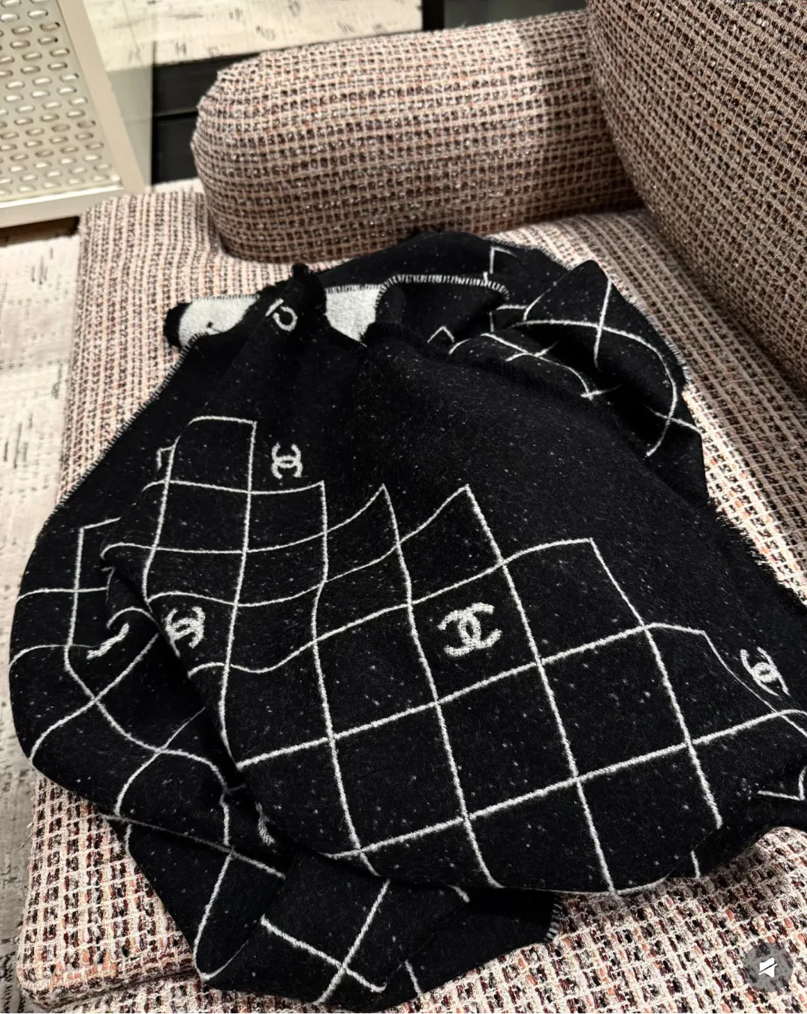 Шарфы Chanel 87051