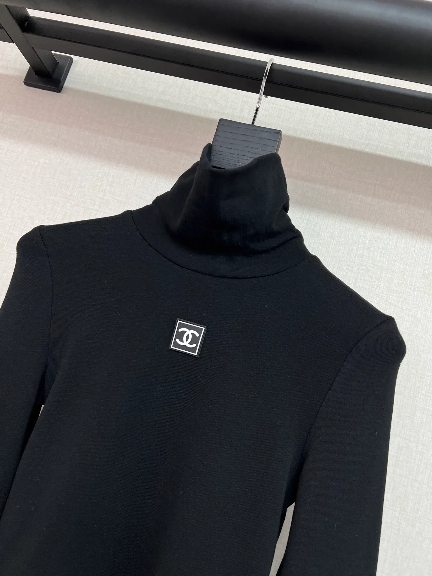 Джемперы И Свитеры Женские Chanel 1889125