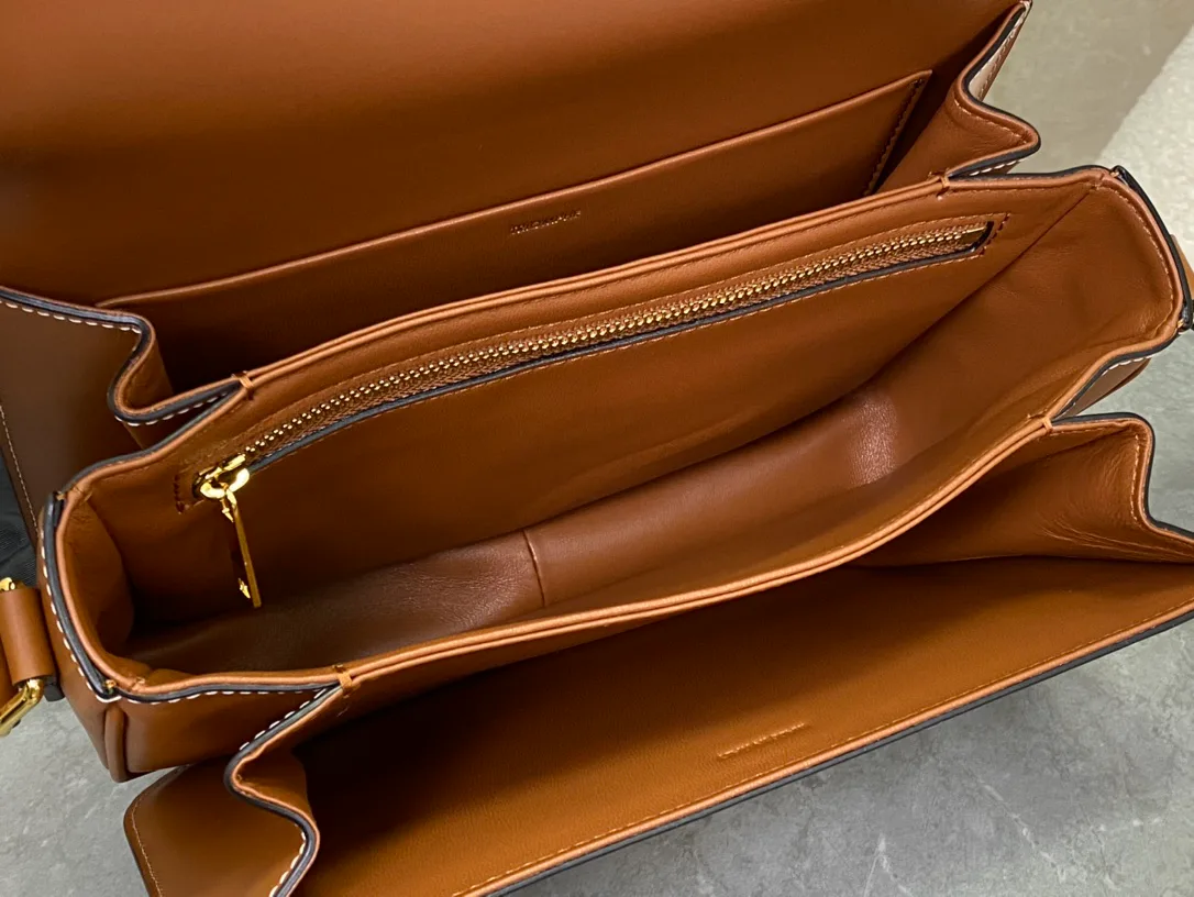 Сумки На Ремне Женские Celine 33450