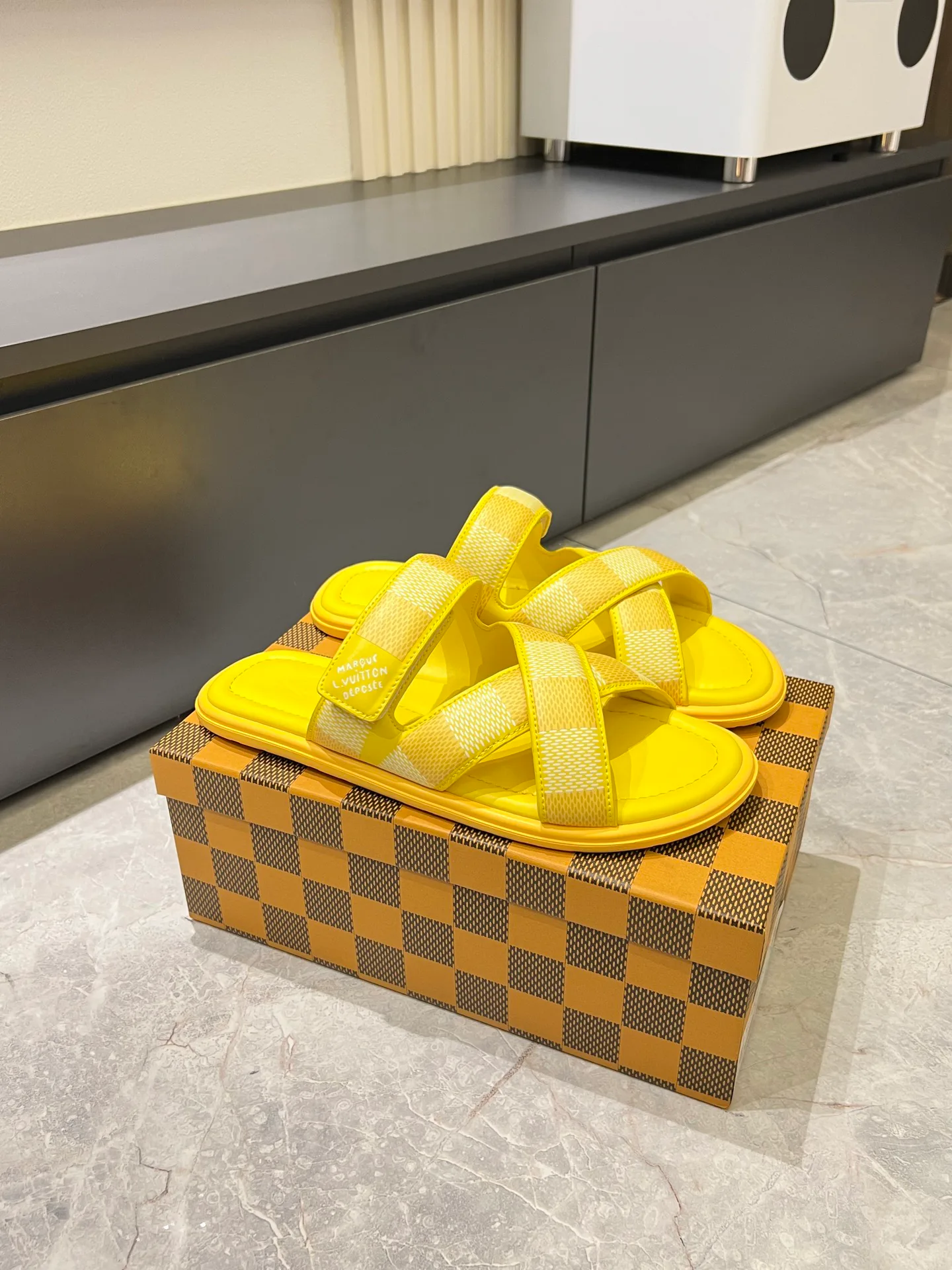 Шлепанцы Мужские Louis Vuitton 5070830