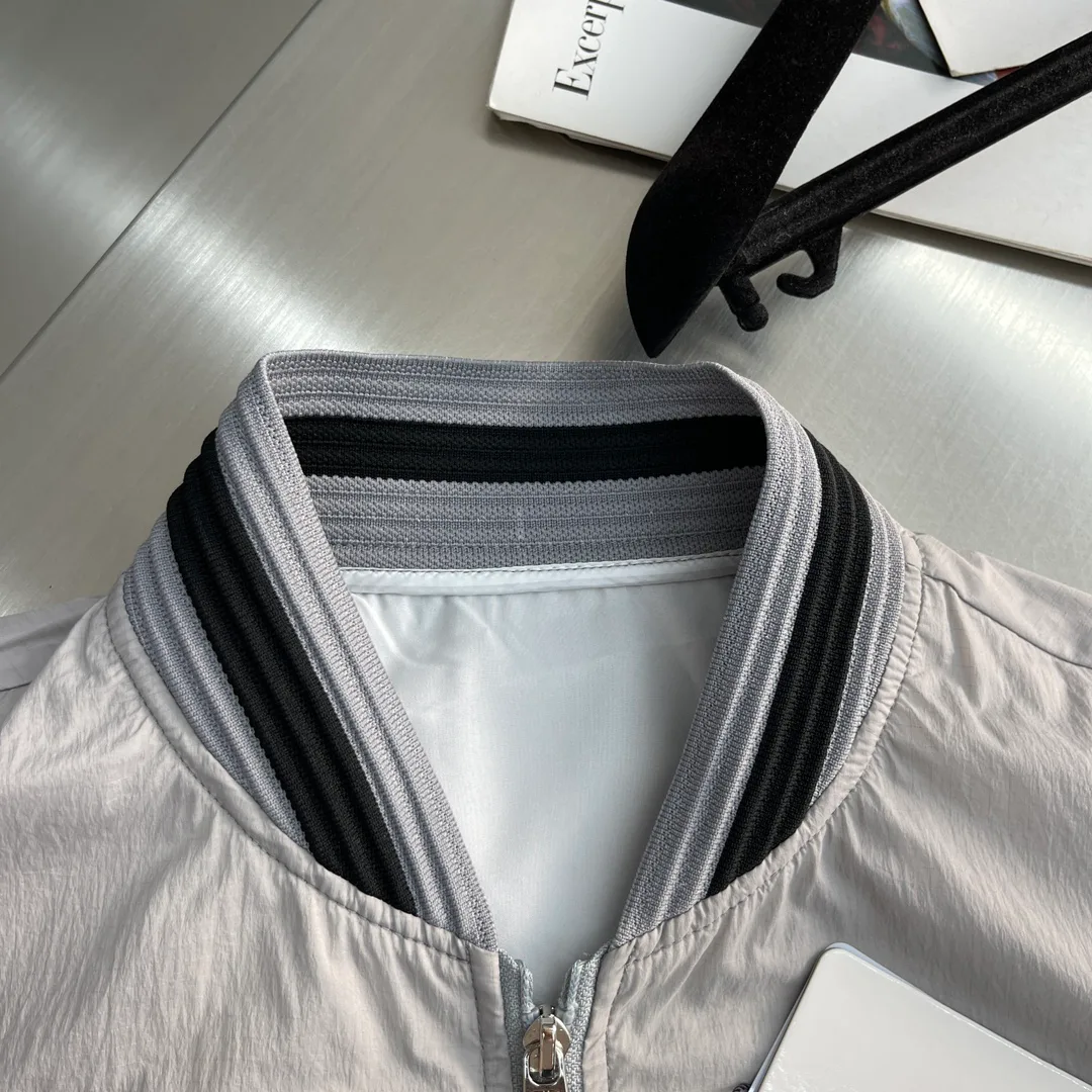 Куртки И Пуховики Мужские Moncler 9596390