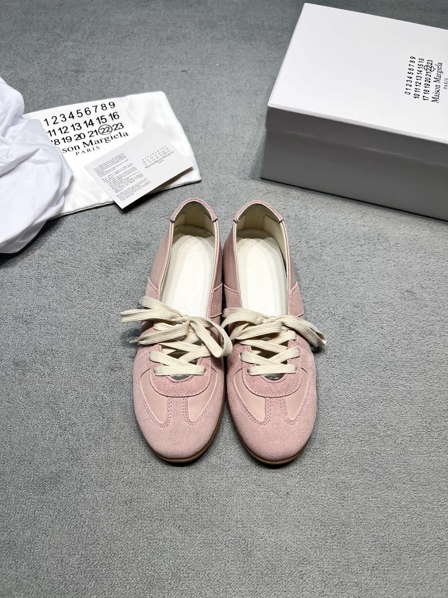 Кроссовки Женские Maison Margiela 18366868