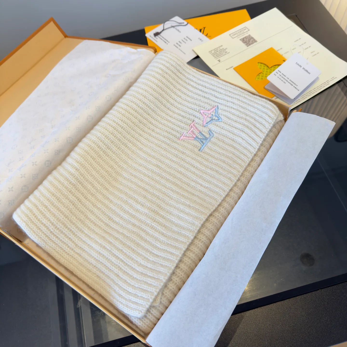 Шарфы Chanel 663328