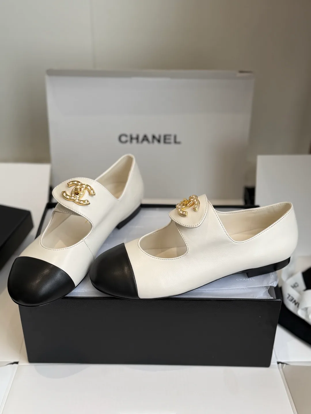 Туфли Женские Chanel 18724489