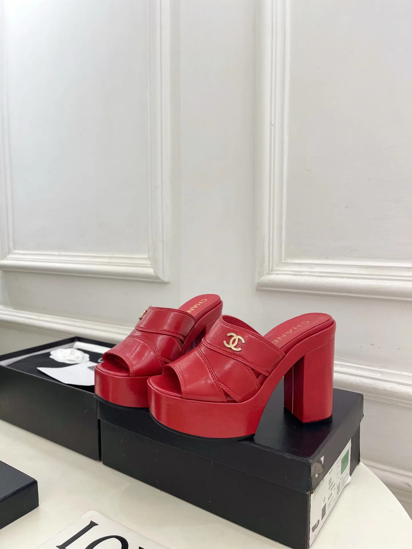 Босоножки Женские Chanel 13340921