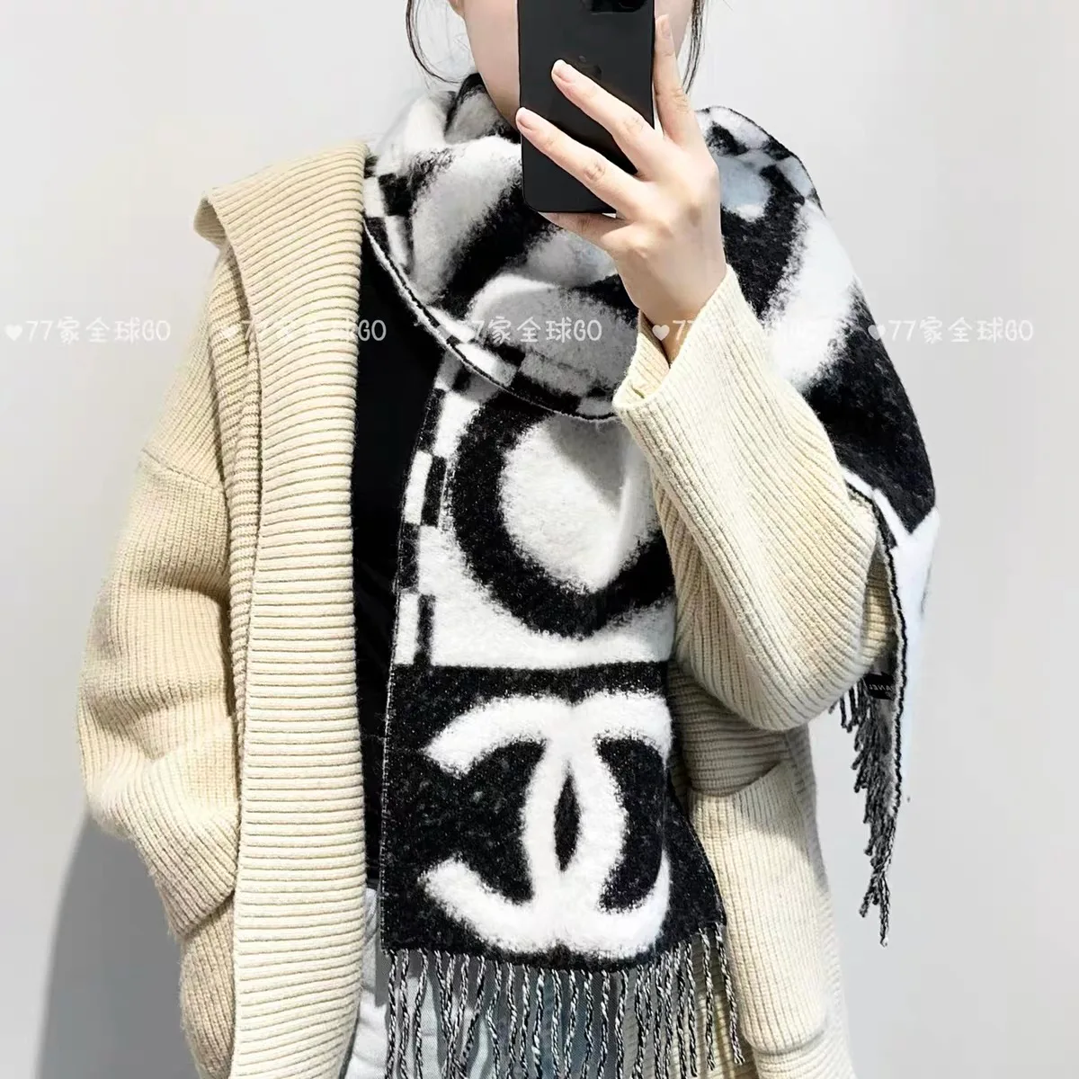 Шарфы Chanel 18322567