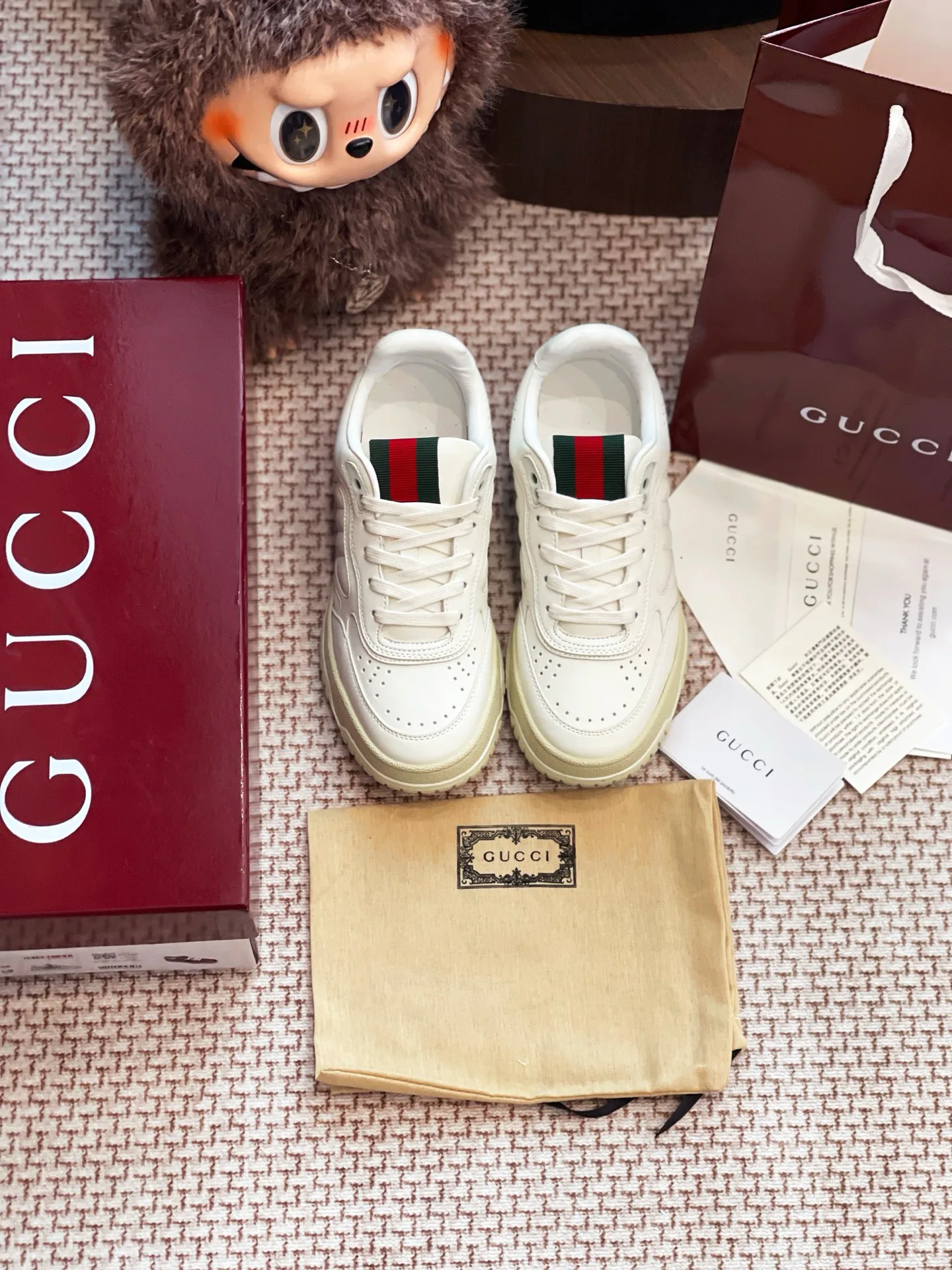 Кроссовки Женские Gucci 10477210