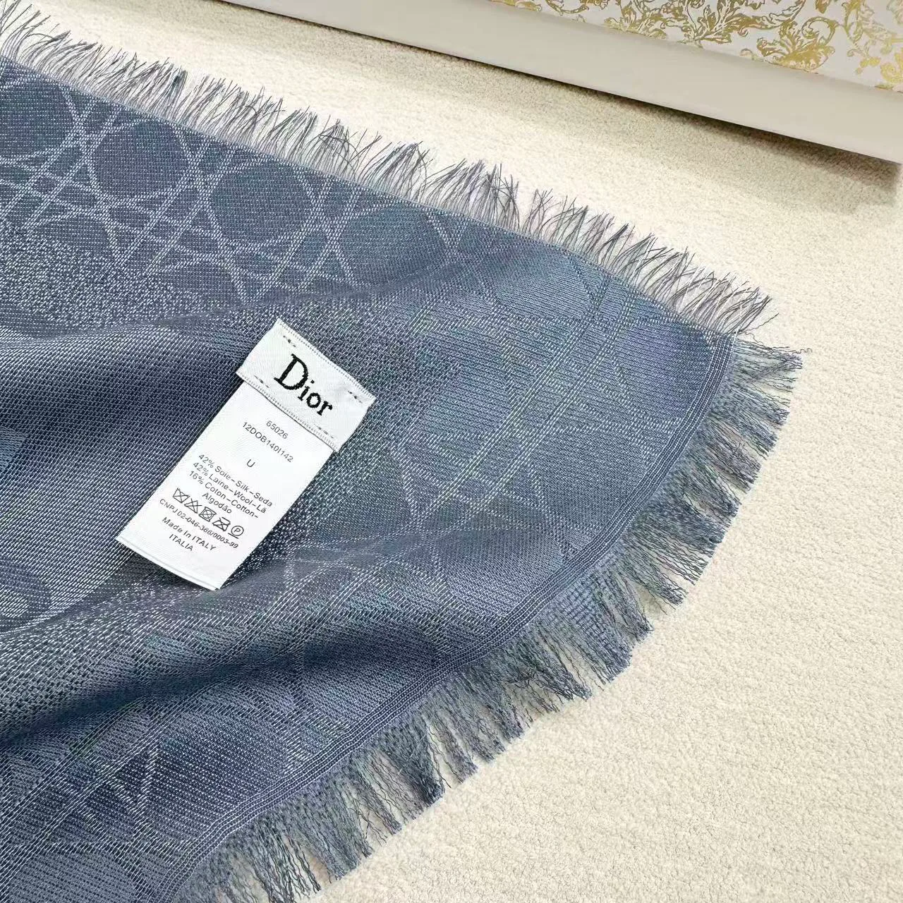 Шарфы Christian Dior 18374342