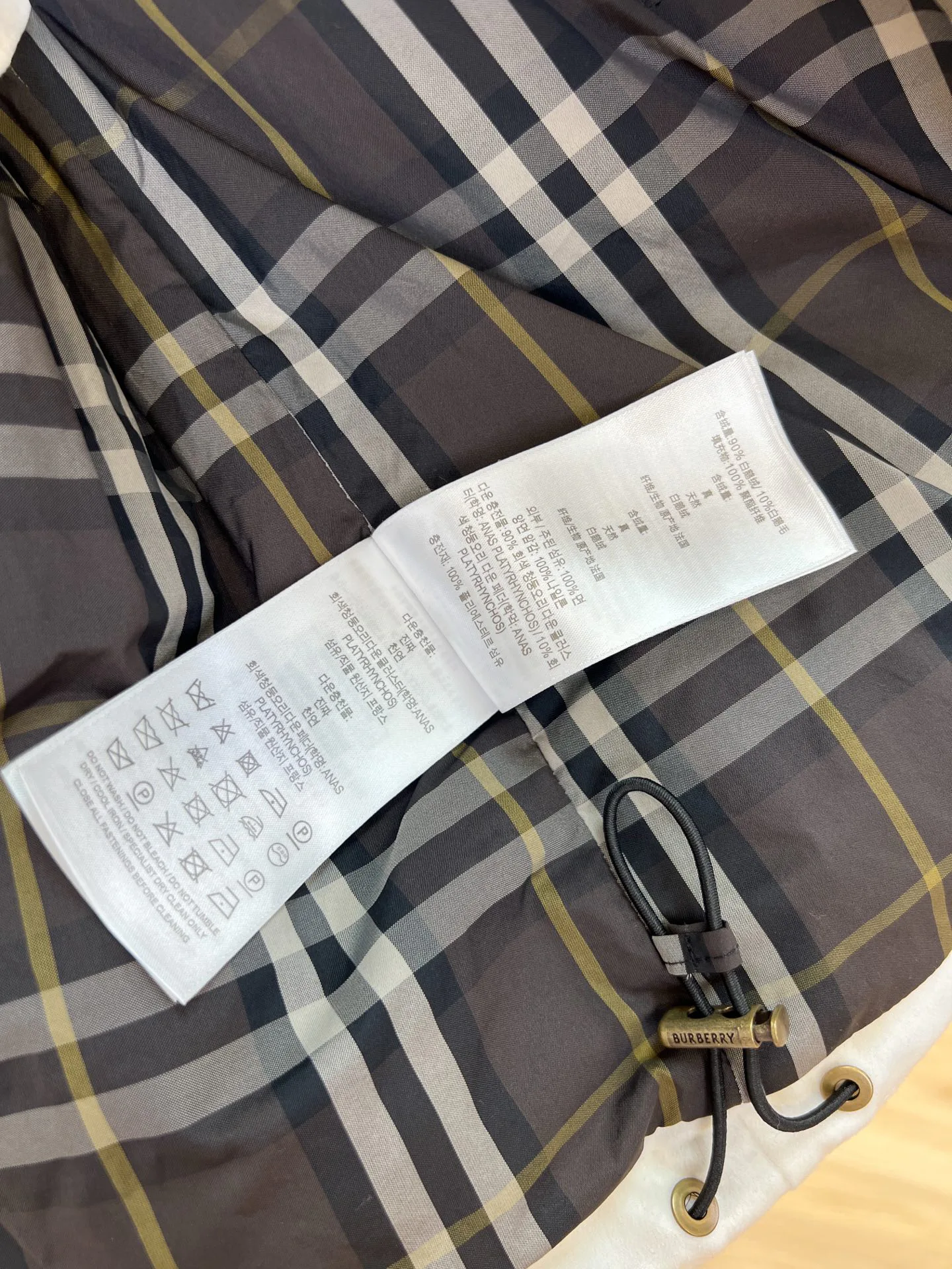 Жилеты Женские Burberry 17964684