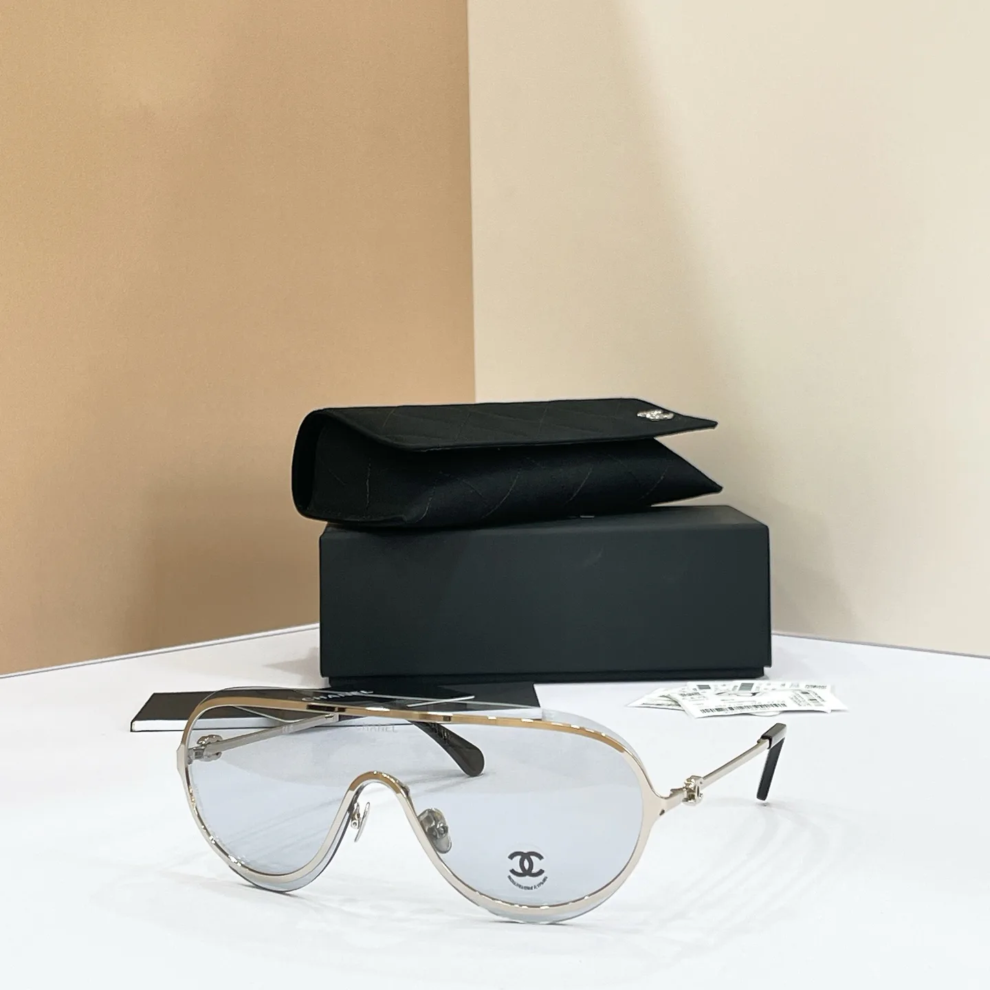 Очки Chanel 16887536