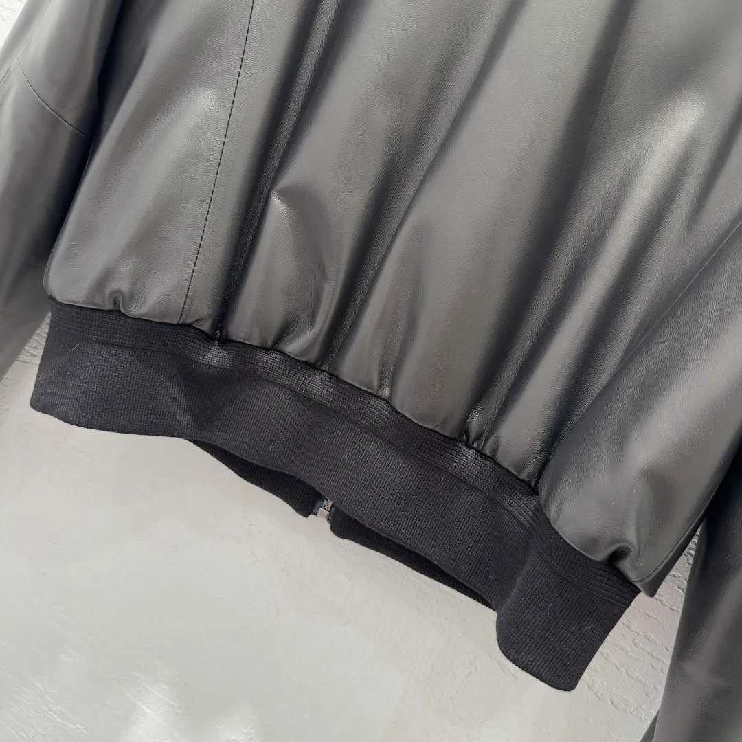 Кожаные Куртки И Дублёнки Женские Loewe 3537495