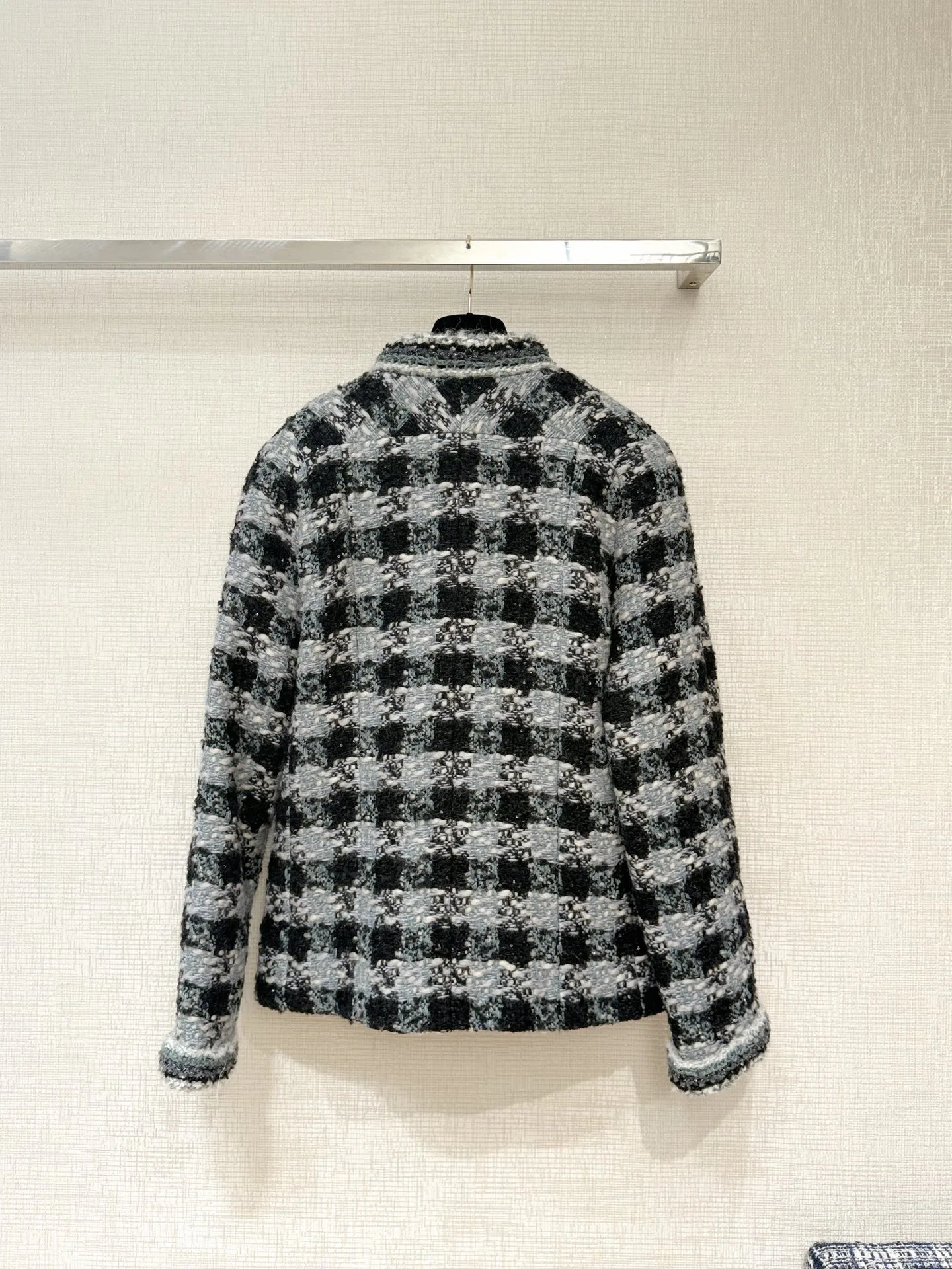 Куртки И Пуховики Женские Chanel 583811