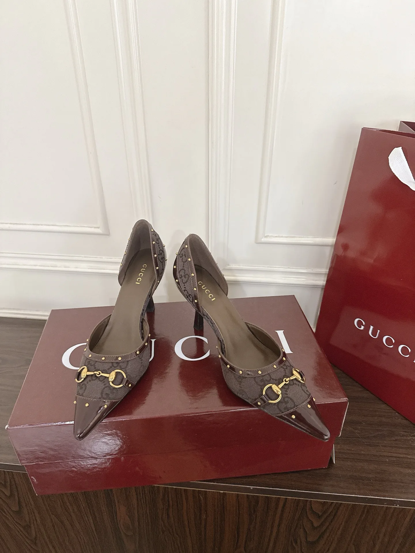 Туфли Женские Gucci 18135591