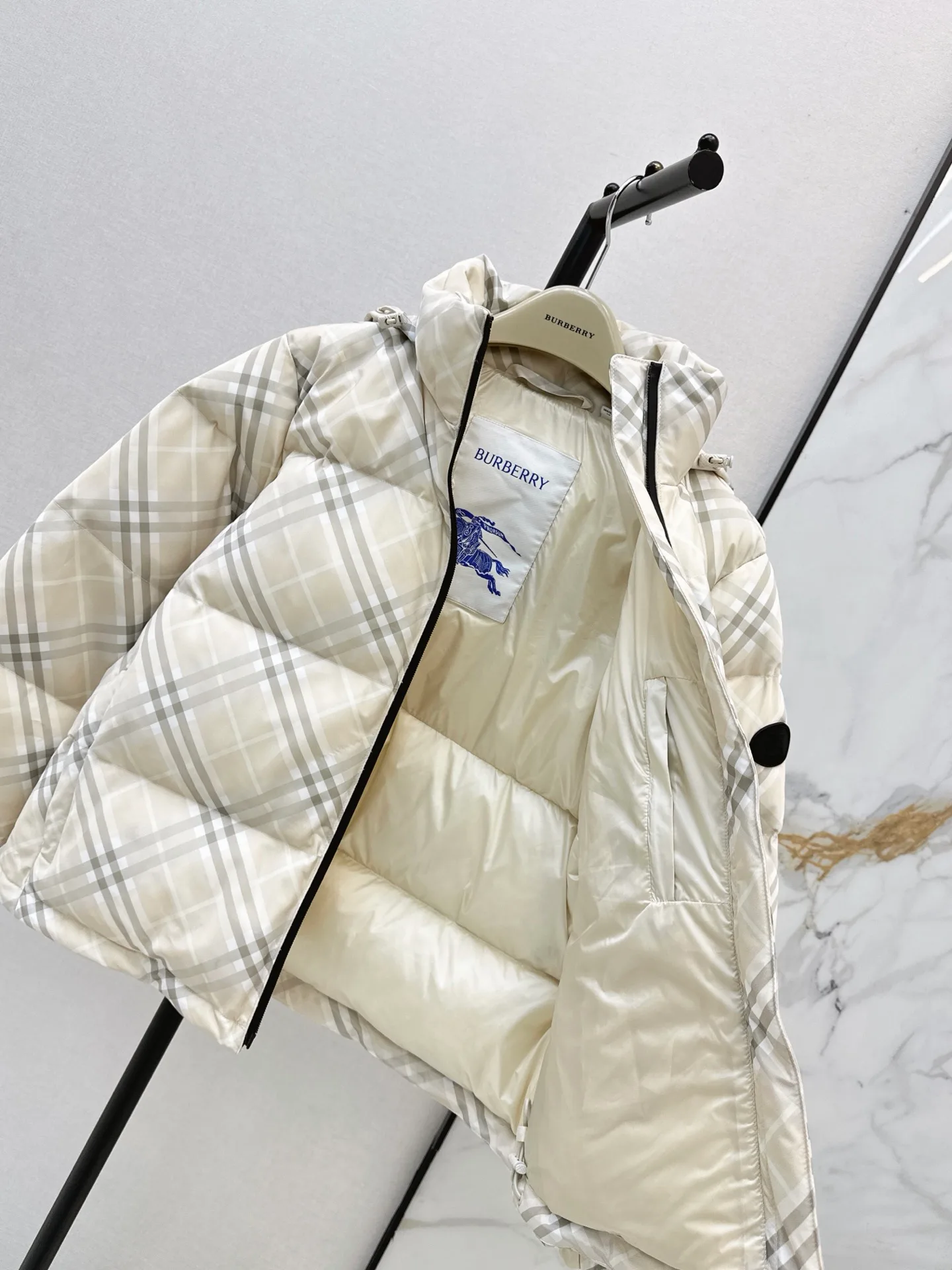 Куртки И Пуховики Женские Burberry 18184267