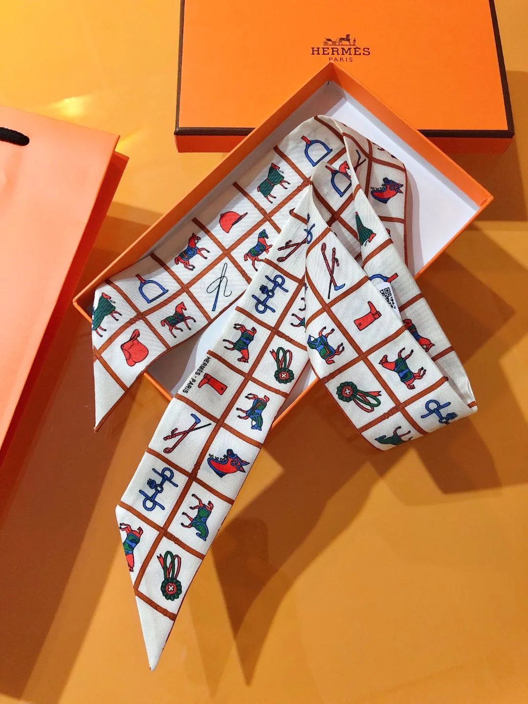 Платки Hermes 2588601