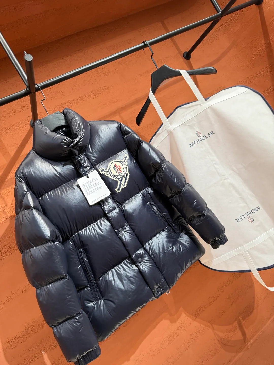 Куртки И Пуховики Мужские Moncler 18237493