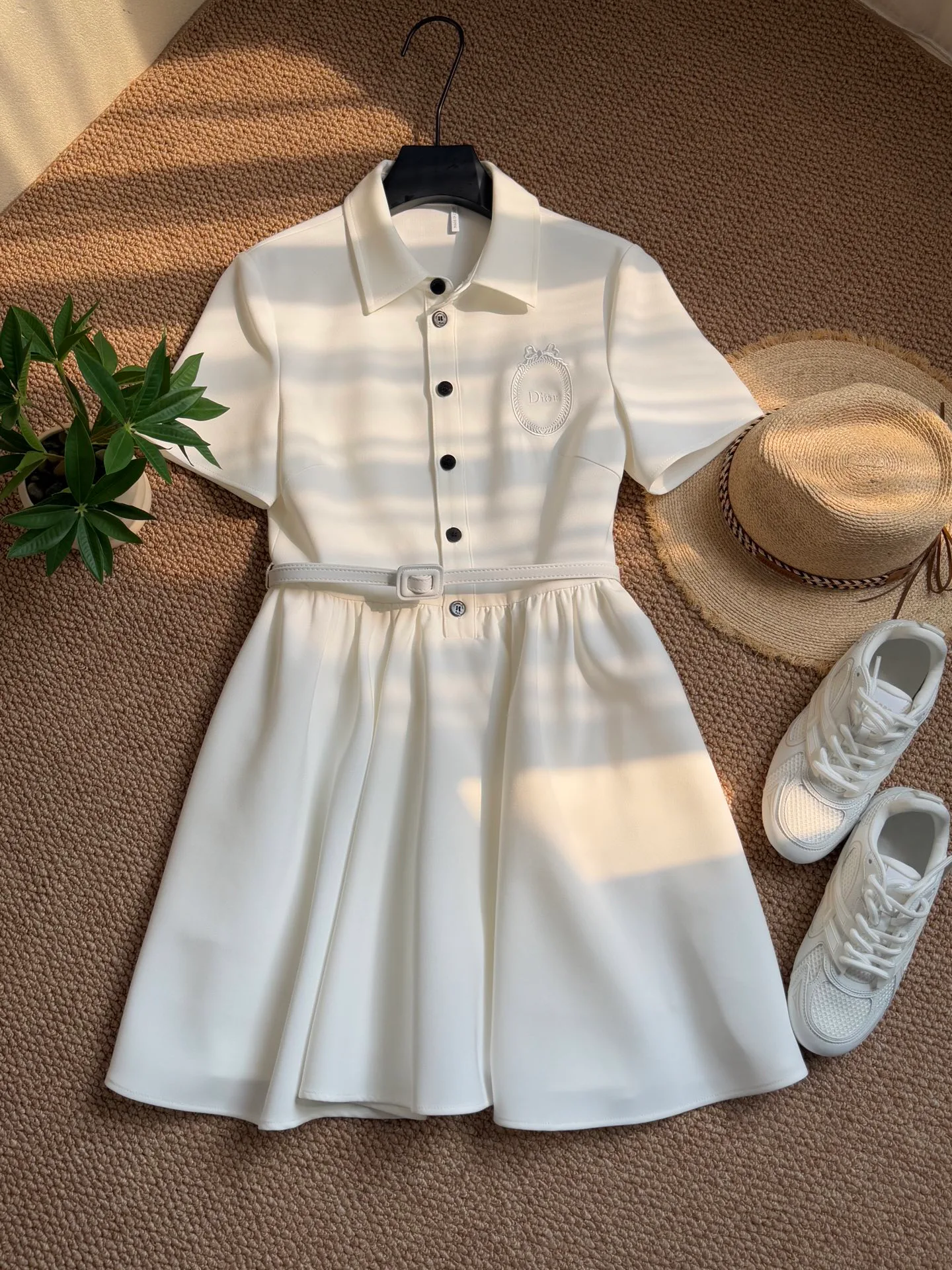 Платья Женские Christian Dior 11709577