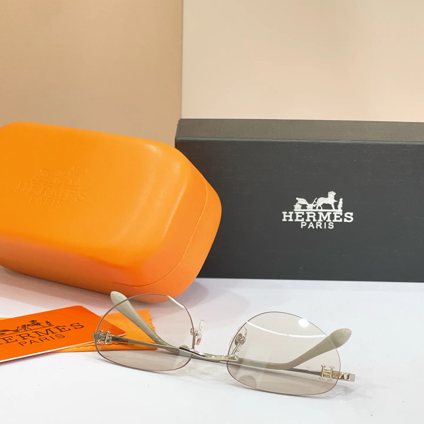 Очки Hermes 17320255
