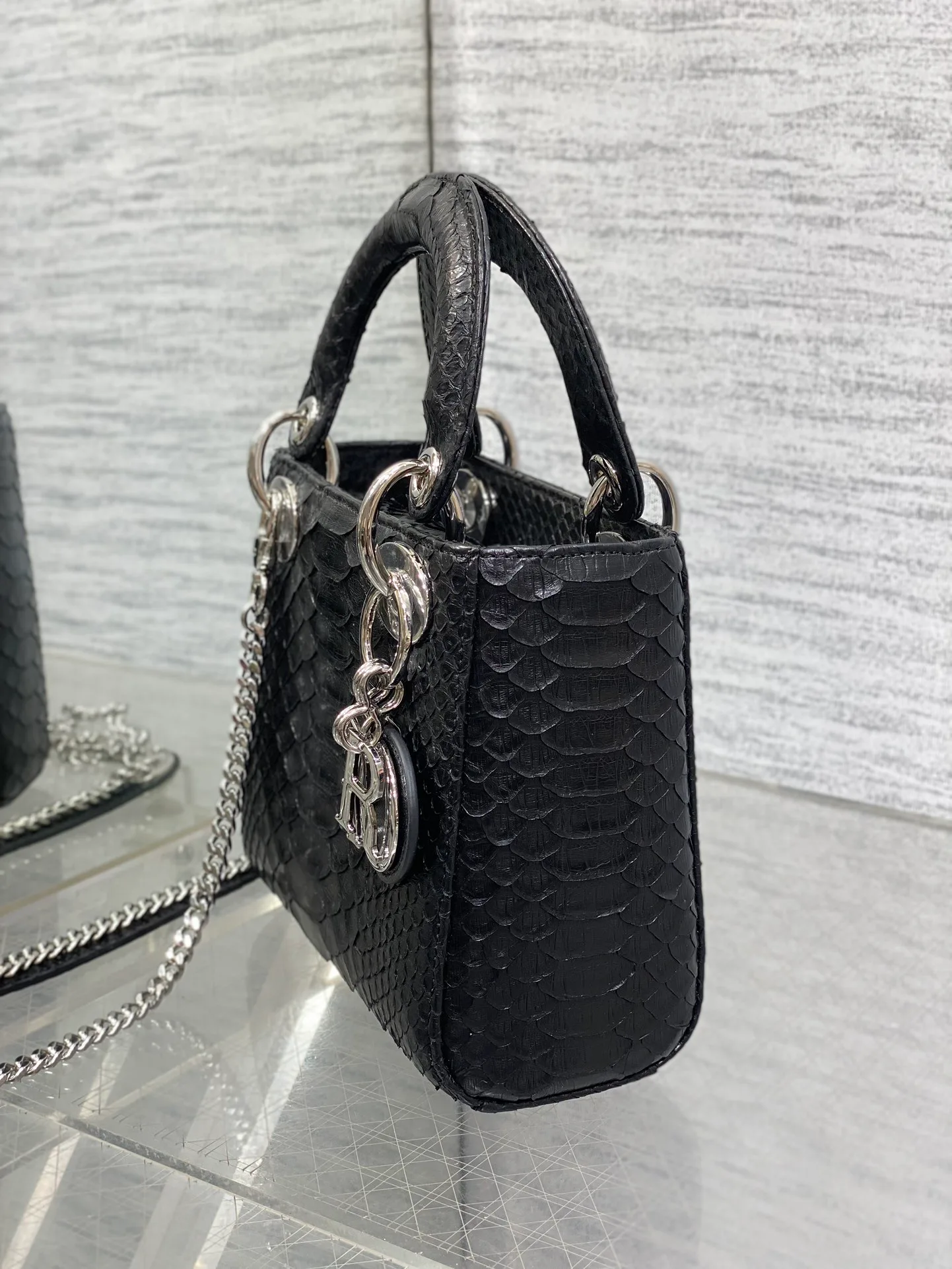 Классические Сумки Женские Christian Dior 11581724