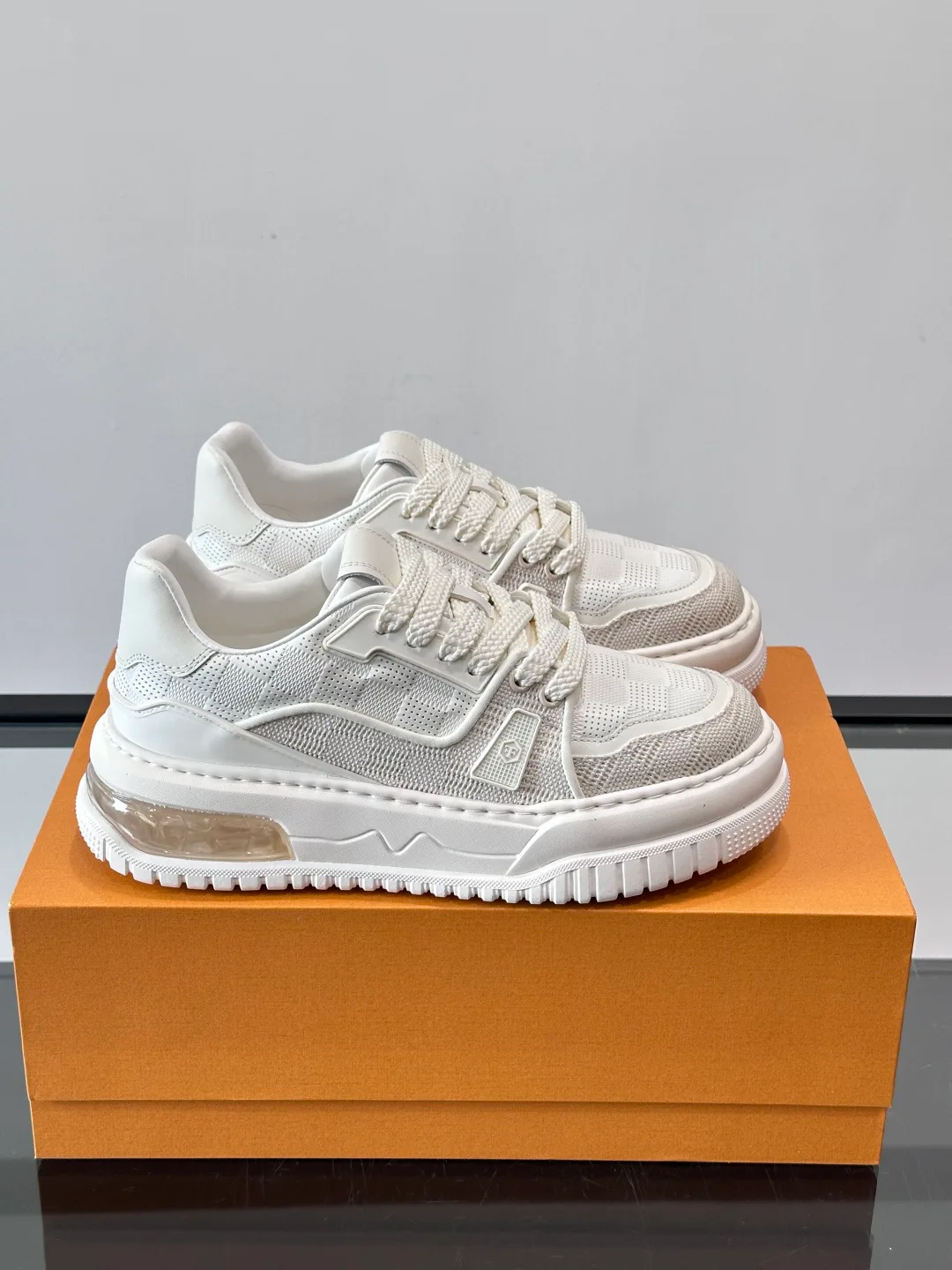 Кроссовки Мужские Louis Vuitton 13453001