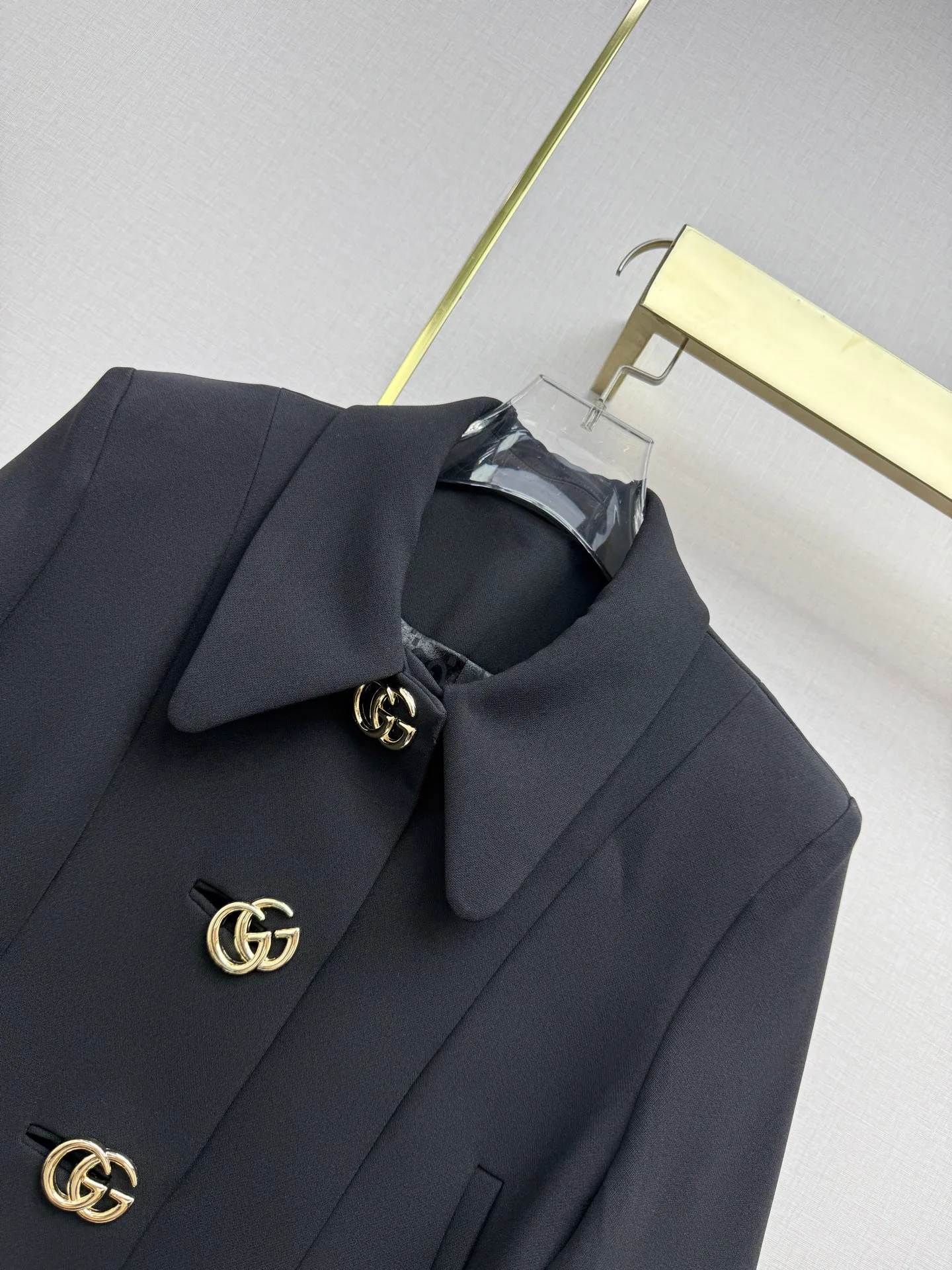 Жакеты Женские Gucci 18249273