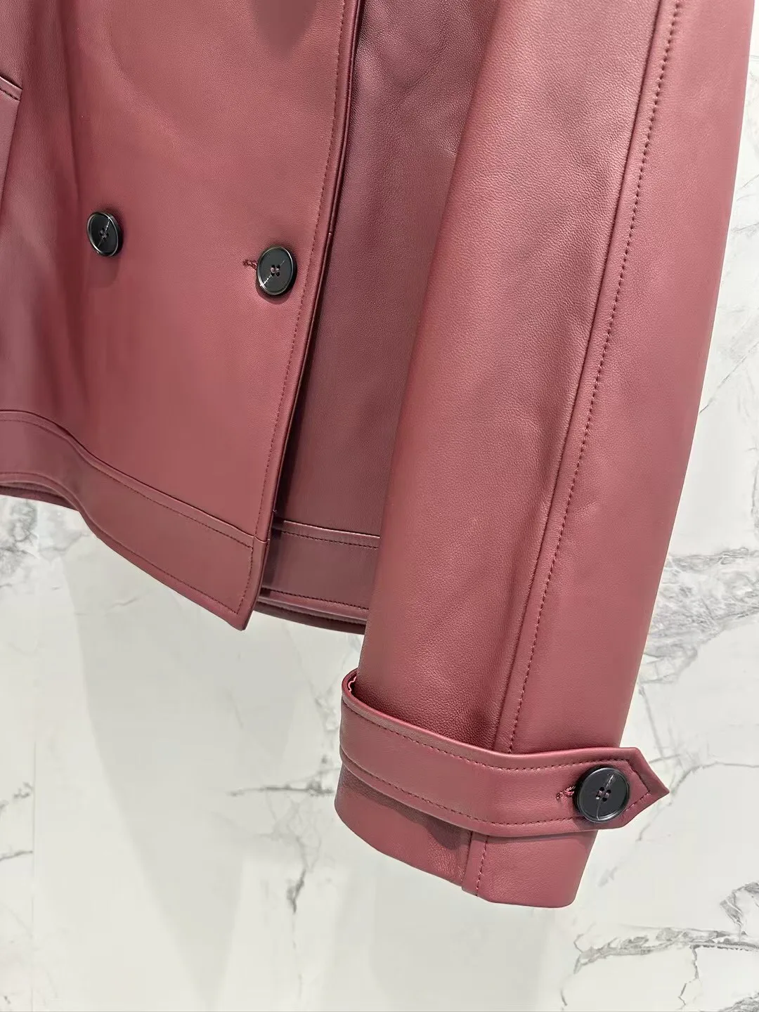 Кожаные Куртки И Дублёнки Женские Loewe 11428994