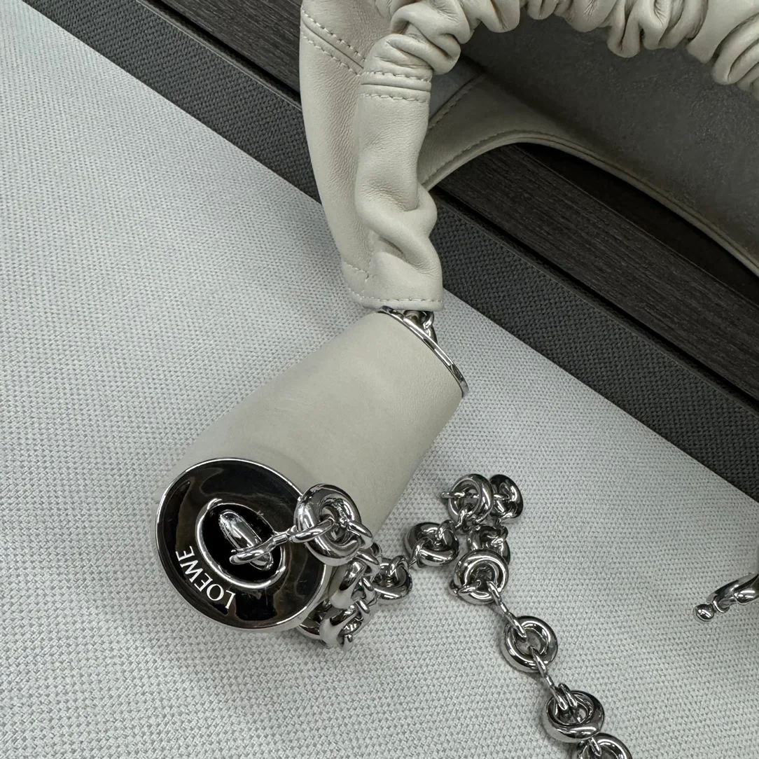 Классические Сумки Женские Loewe 12172495