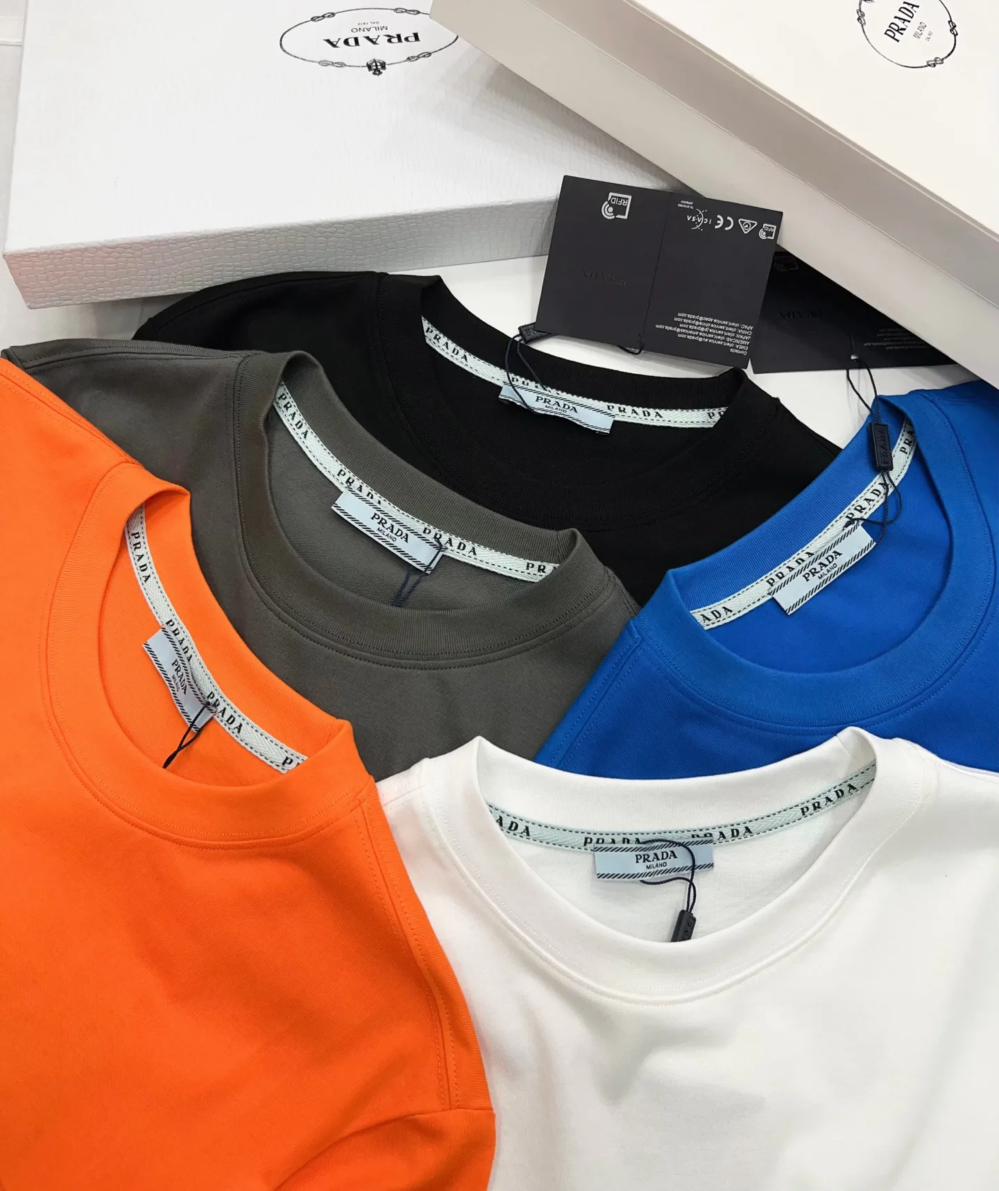 Футболки Мужские Prada 3376785