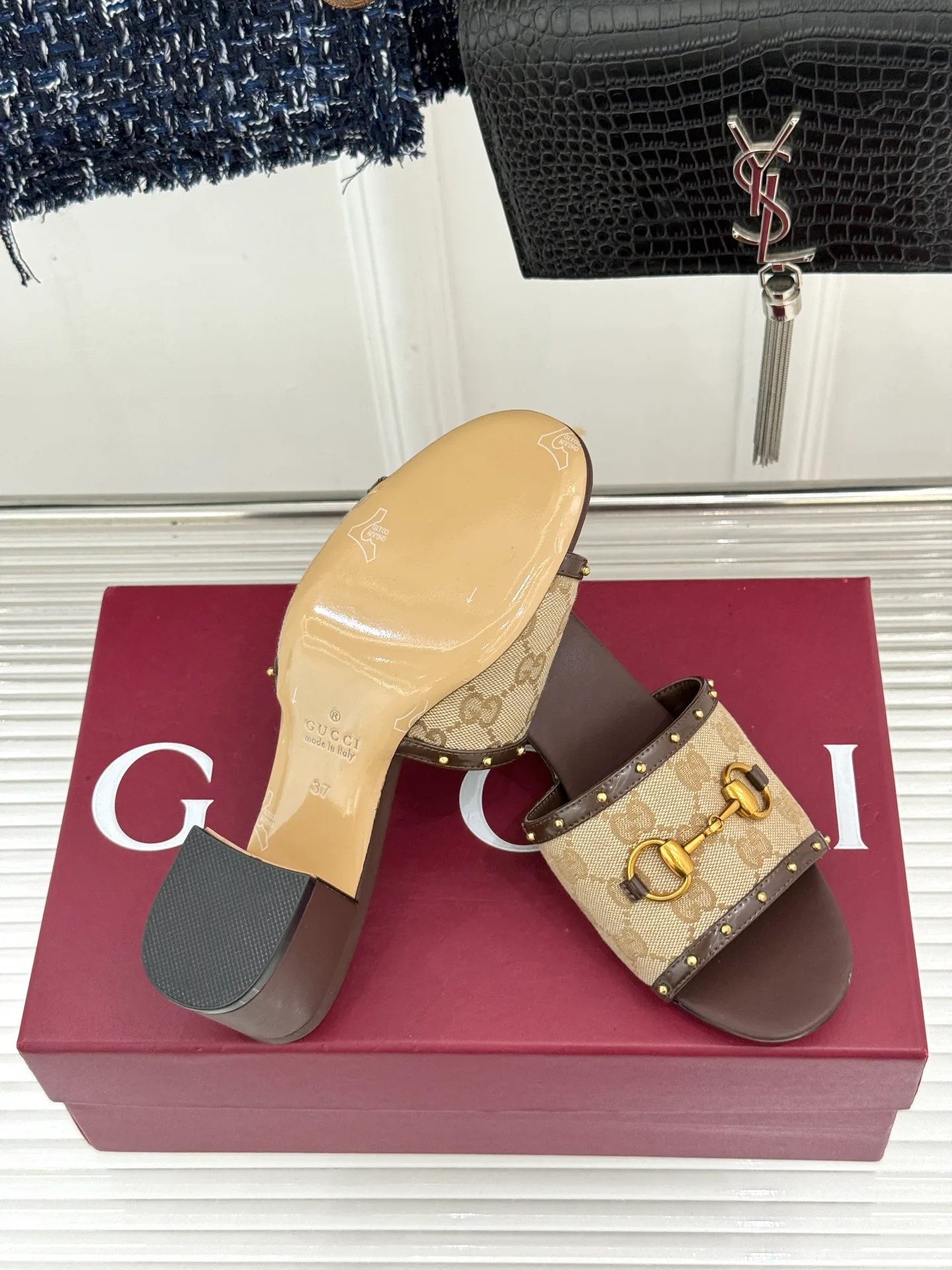 Босоножки Женские Gucci 17795718