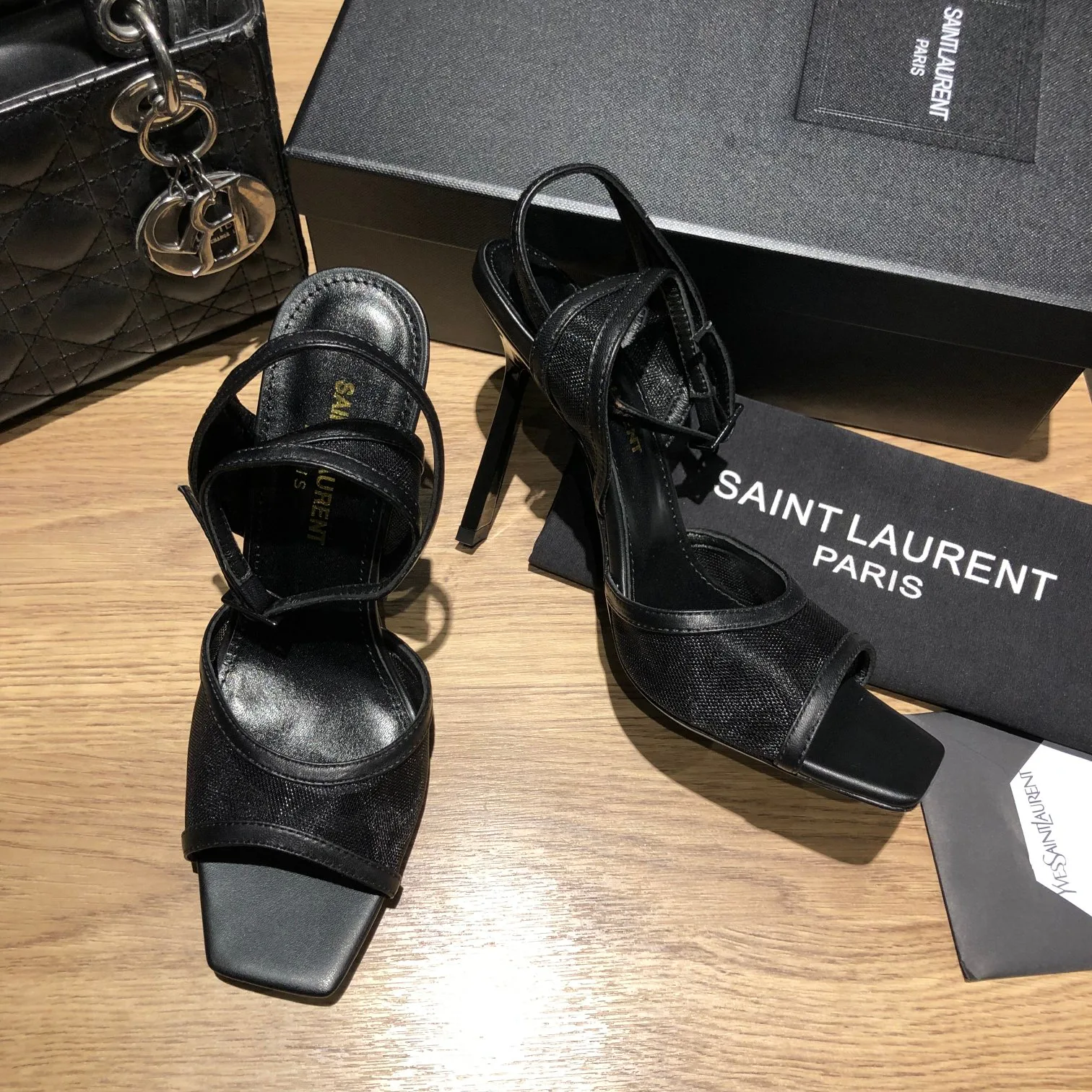 Босоножки Женские Saint Laurent 11220470