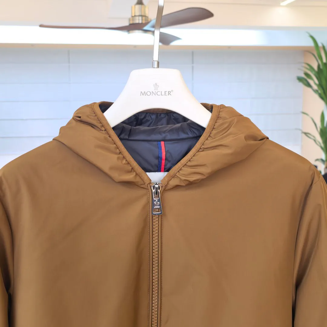 Куртки И Пуховики Женские Moncler 18130371