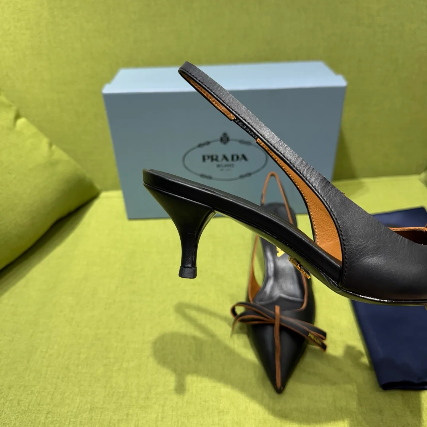 Туфли Женские Prada 18709013