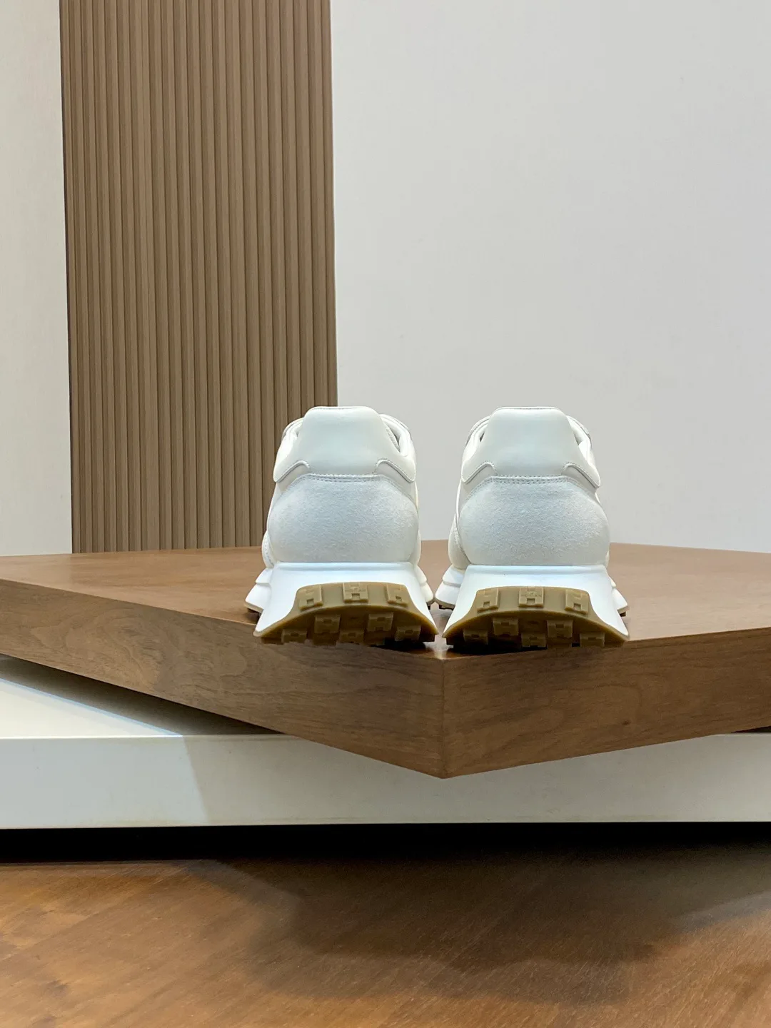 Кроссовки Мужские Hogan 338072