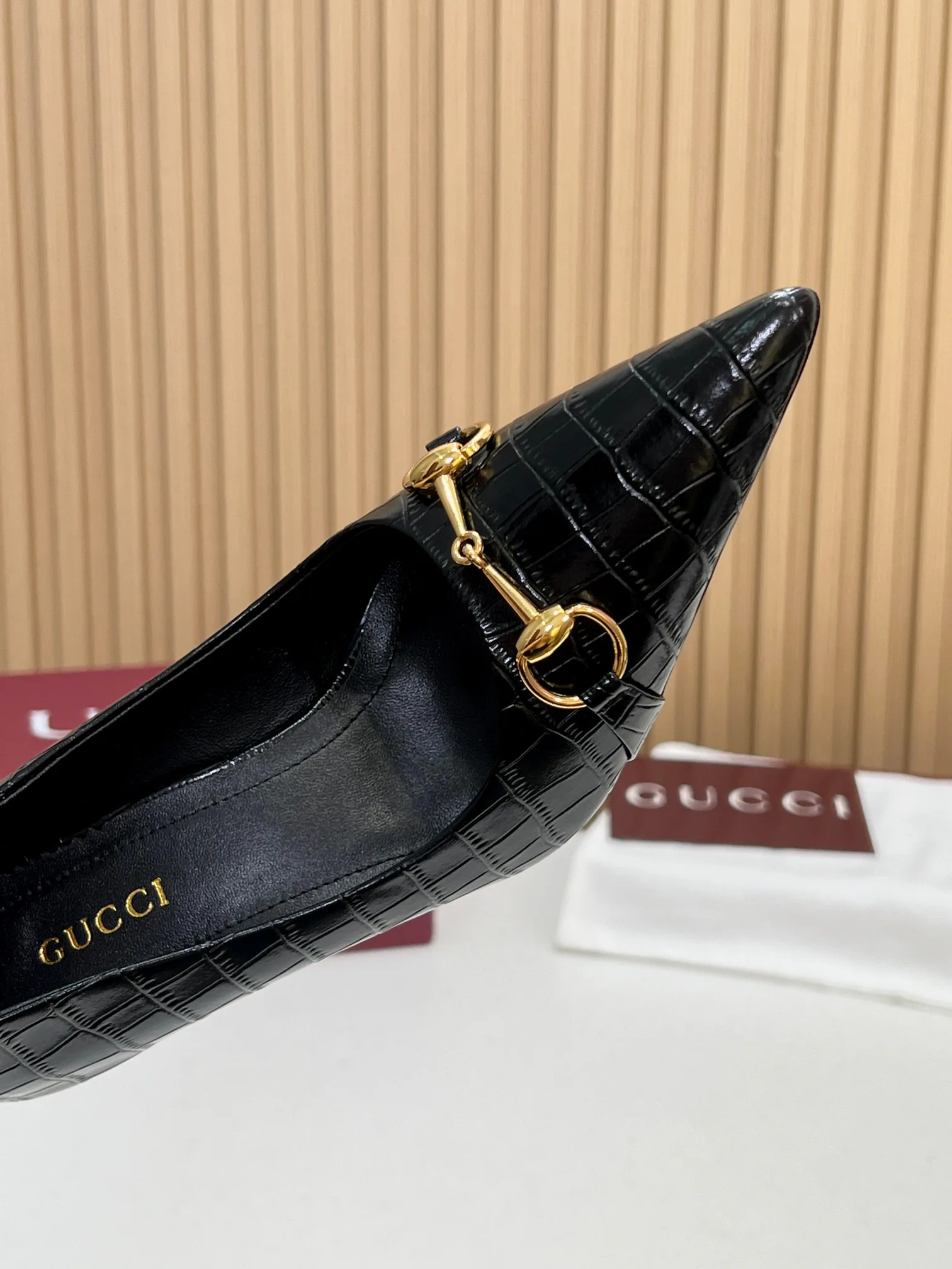 Туфли Женские Gucci 19533716